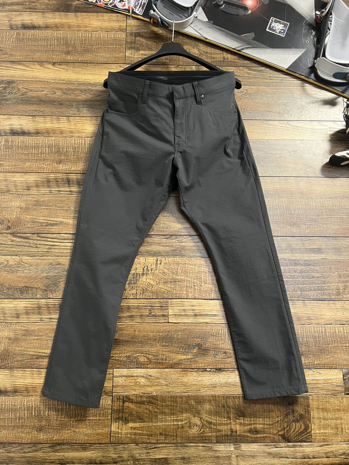Nike NIKE DRI-FIT Repel 5 Pocket Slim Fit Golf Pants Dark Smoke Size US 32 / EU 48 - 2 Thumbnail