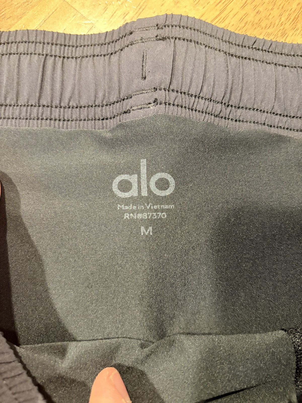 Alo Alo Stability 2-in-1 Tights Shorts Size M Size US 32 / EU 48 - 2 Thumbnail