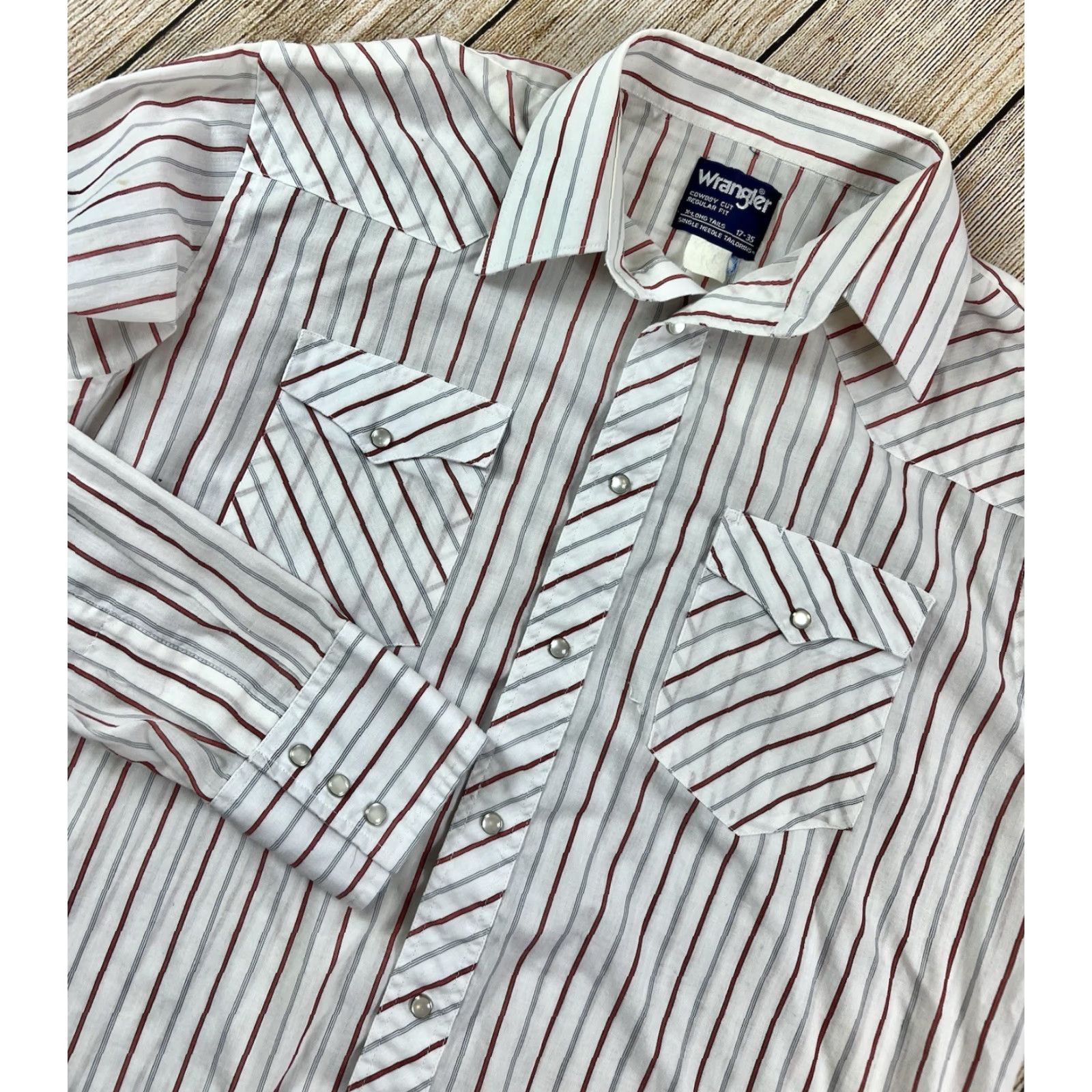 Wrangler VINTAGE Wrangler Pearl Snap Shirt Western Men XL White Long Sleeve Pinstripe 17-35 X Long Tails Yellowing Size US XL / EU 56 / 4 - 2 Thumbnail