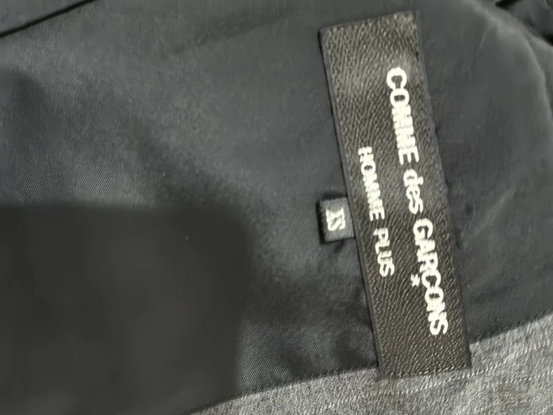Comme des Garcons Comme Des Garcons XSVertical striped suit 2502-Nextarrow Size US XS / EU 42 / 0 - 3 Thumbnail