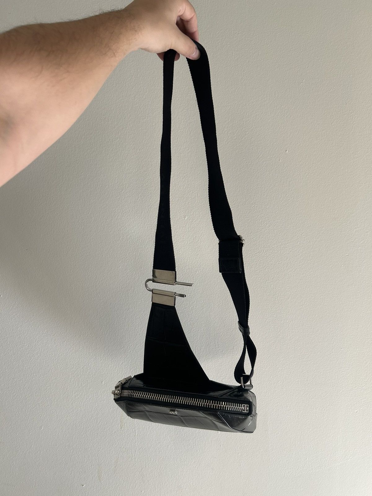 Givenchy WB! MSRP: $1.7k Antigona U Croc Crossbody Bag Size ONE SIZE - 12 Thumbnail