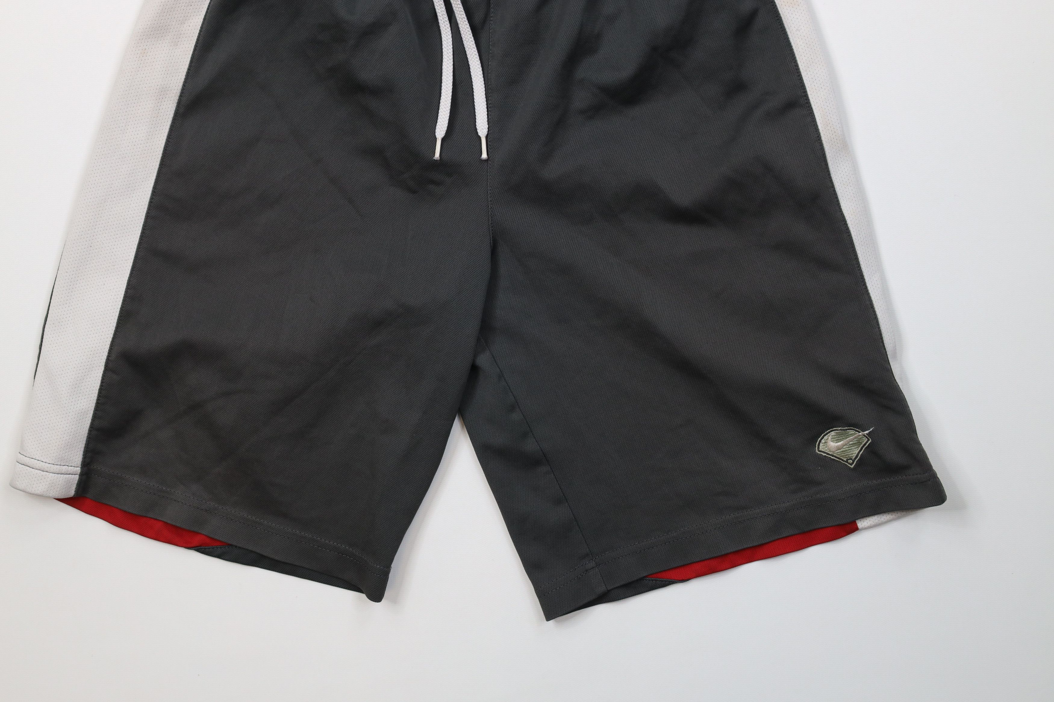Nike Vintage Nike Baseball Travis Scott Mini Swoosh Shorts Gray Size US 30 / EU 46 - 4 Thumbnail