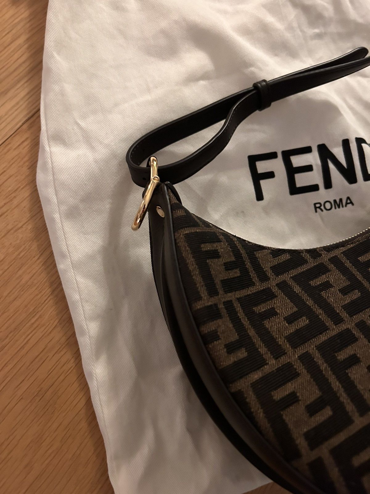Fendi Fendigraphy Logo Hobo Bag Size ONE SIZE - 5 Thumbnail