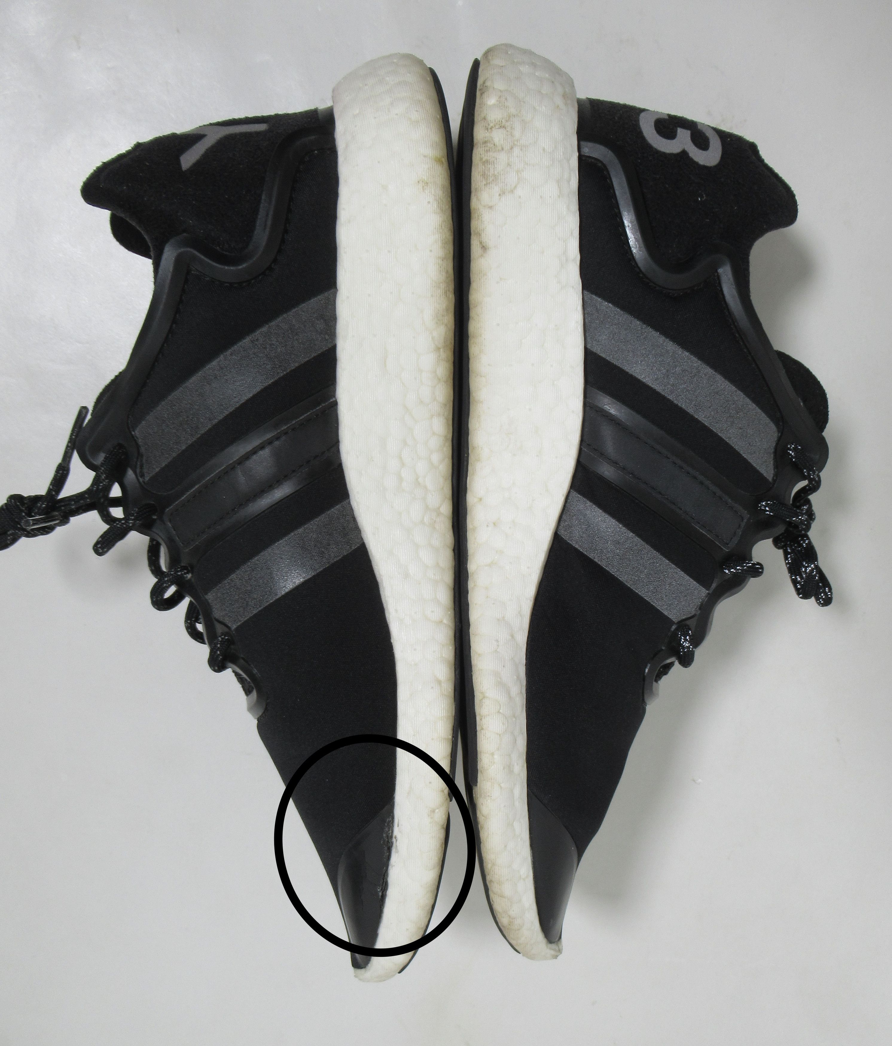 Y-3 Y-3 Yohji Men's Run Reflective Sneaker Black White BB4865 Size US 10.5 / EU 43-44 - 10 Thumbnail