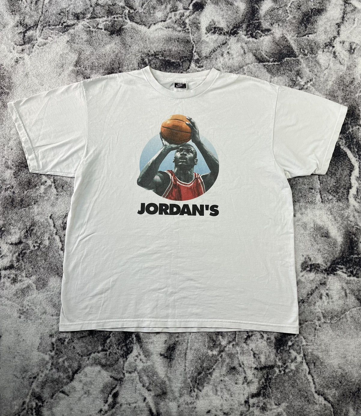 Nike Vintage Nike Michael Jordan T-Shirt Fits XL USA 90s Size US L / EU 52-54 / 3 - 1 Thumbnail
