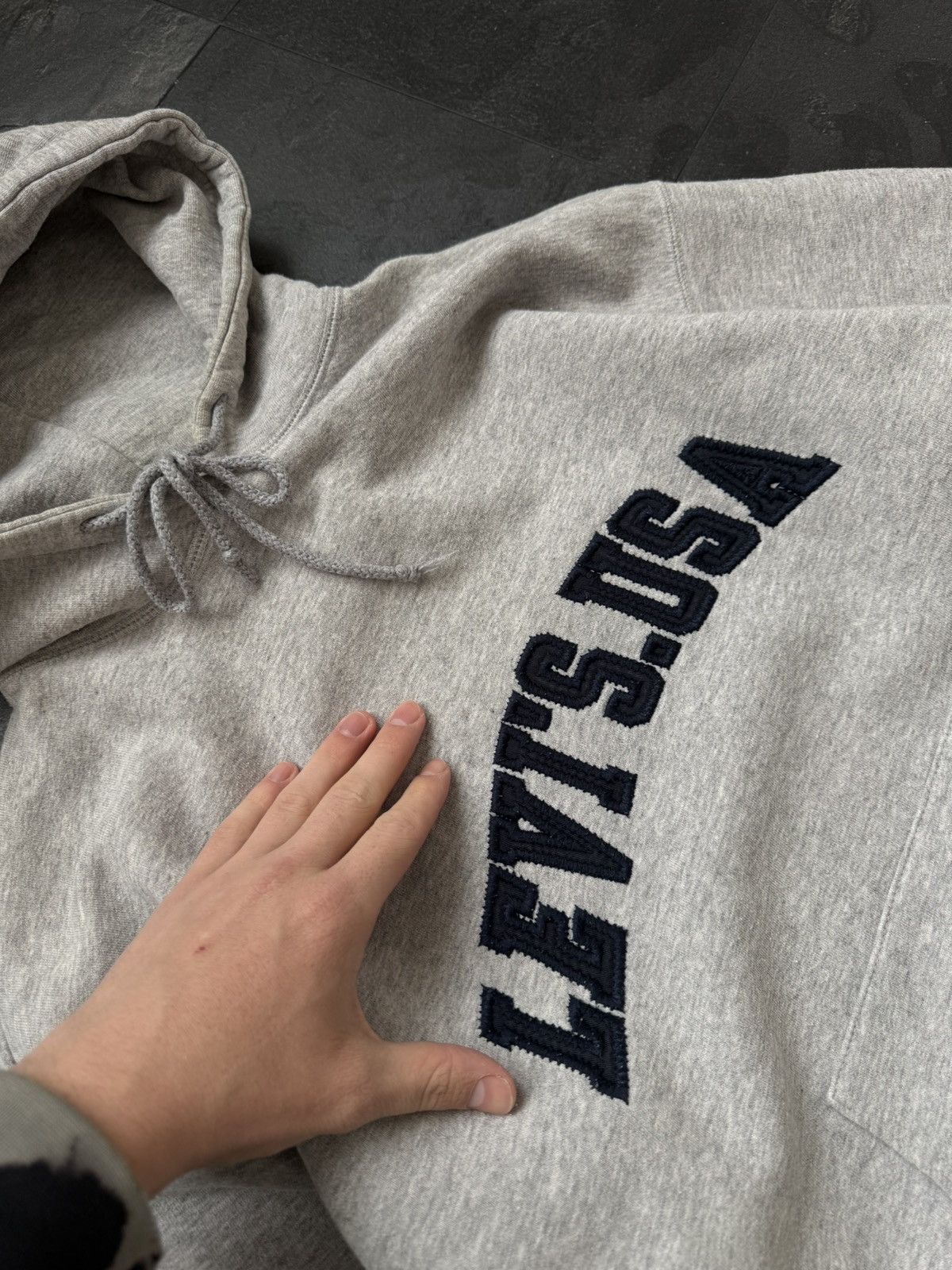 Levi's × Vintage Vintage Levi’s big logo USA hoodie oversize 90s Size US M / EU 48-50 / 2 - 5 Thumbnail