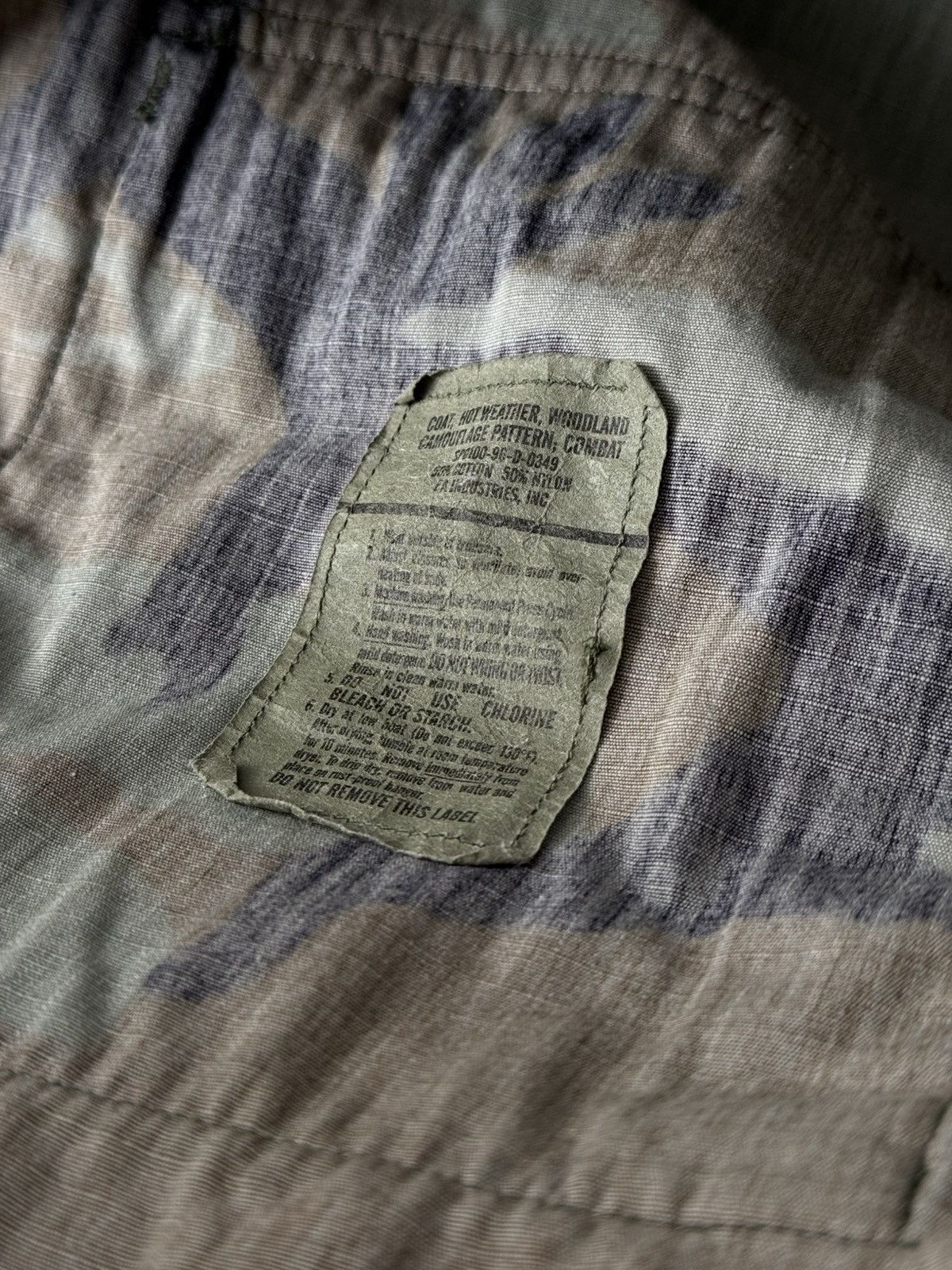 Vintage Vintage 1990s US Army Hot Weather Woodland Camo Jacket Size US M / EU 48-50 / 2 - 4 Thumbnail