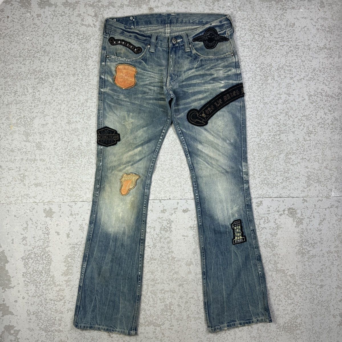 If Six Was Nine Japanese Brand Army of Me Patches Flare Jeans Size US 31 - 1 Thumbnail