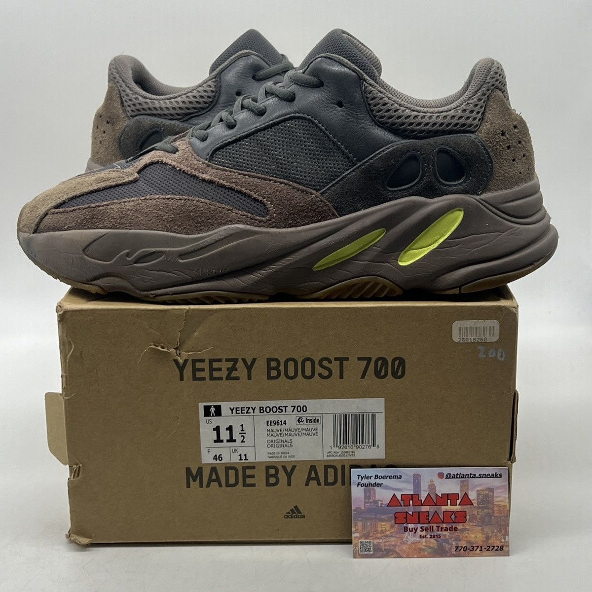 Yeezy boost 700 mauve