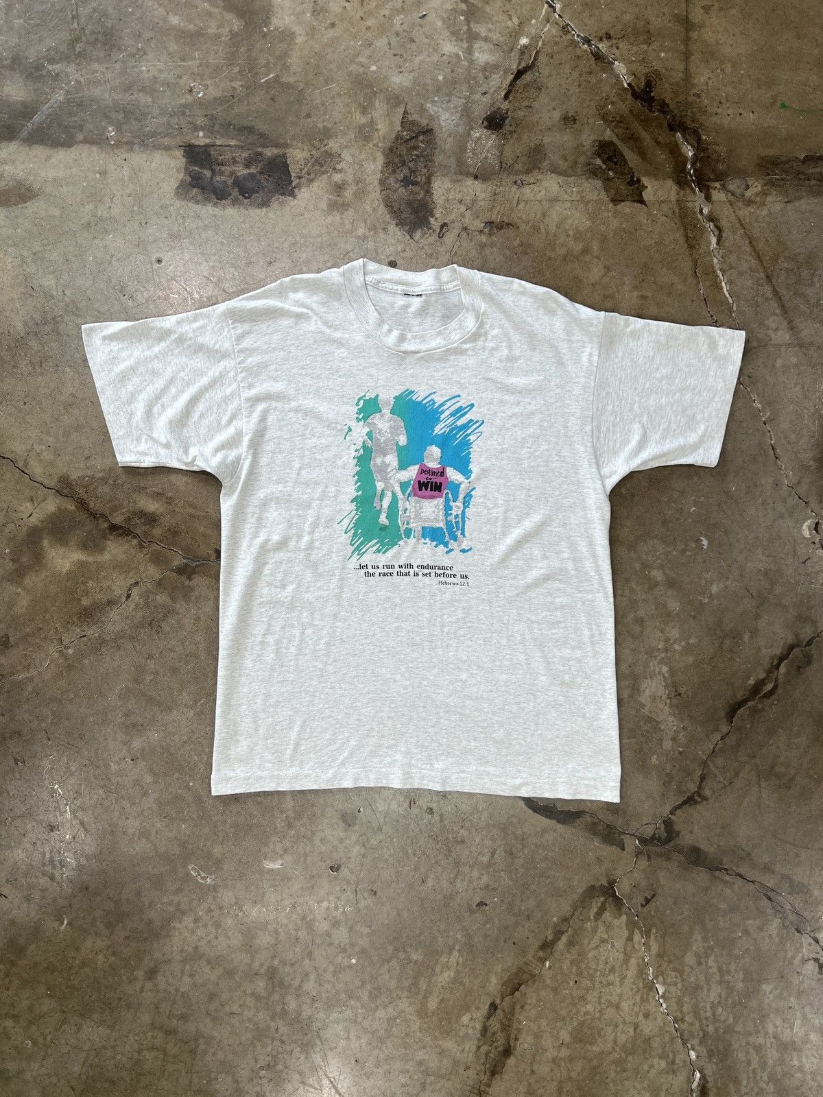 Vintage Vintage Runner Jesus Bible Verse Hebrews Religious Tee Large Size US L / EU 52-54 / 3 - 2 Thumbnail