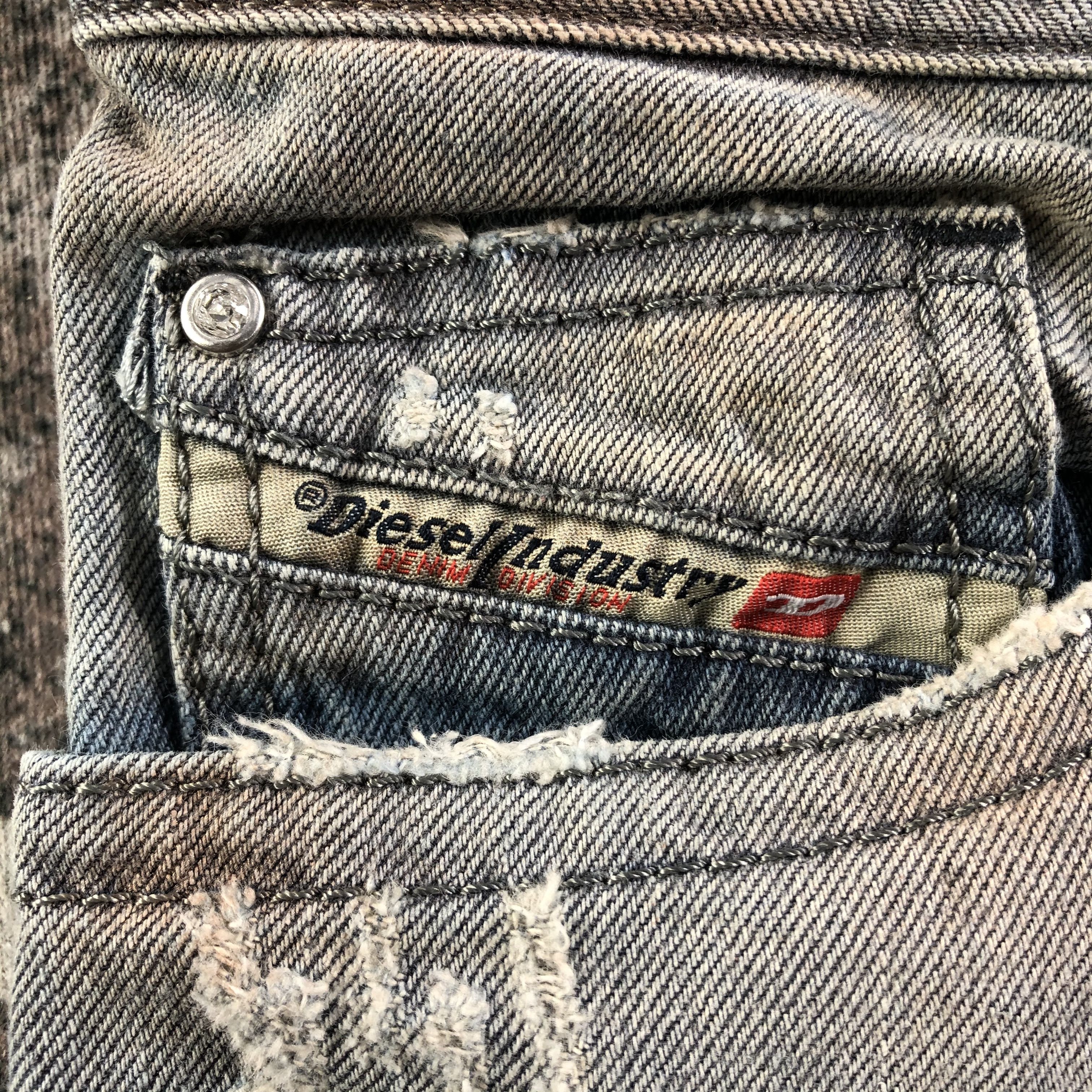 Diesel Distress Diesel Jeans Faded Blue Denim KJ2397 Size US 26 / EU 42 - 8 Thumbnail