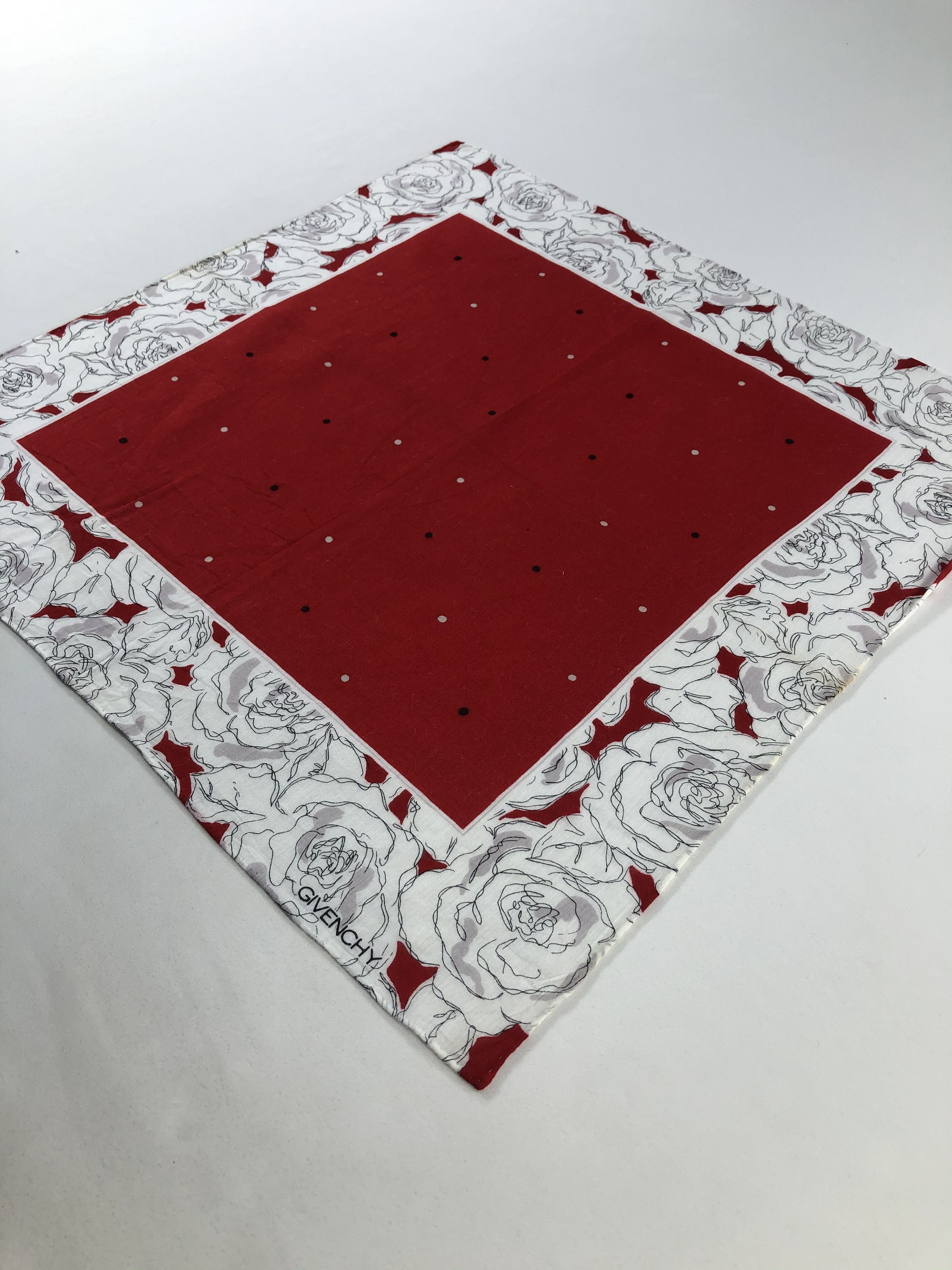 Vintage Givenchy Floral Handkerchief / Bandana / Neckerchief Size ONE SIZE - 3 Thumbnail