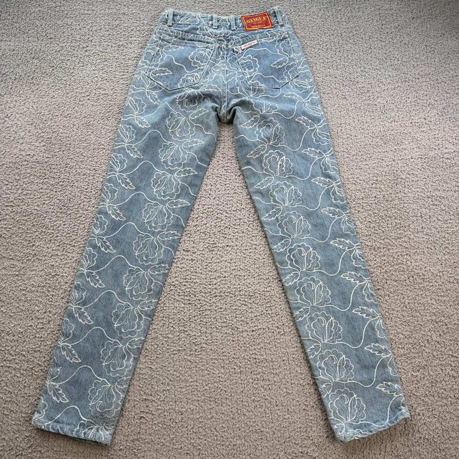 Other Vintage Oxygen Floral Embroidered Jeans Womens 25 Y2K Blue Size 25" / US 0 / IT 36 - 2 Thumbnail