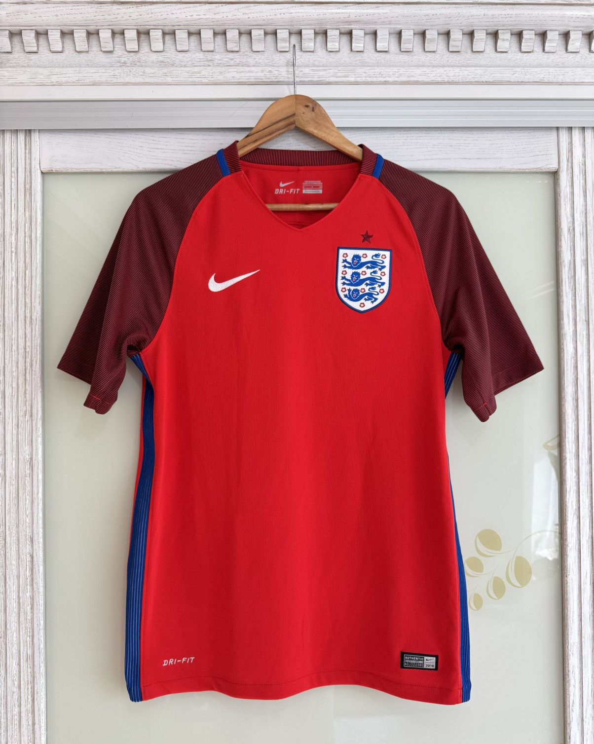 Nike England 2016-2017 Away Soccer Jersey Football Kit Shirt Size US S / EU 44-46 / 1 - 1 Thumbnail
