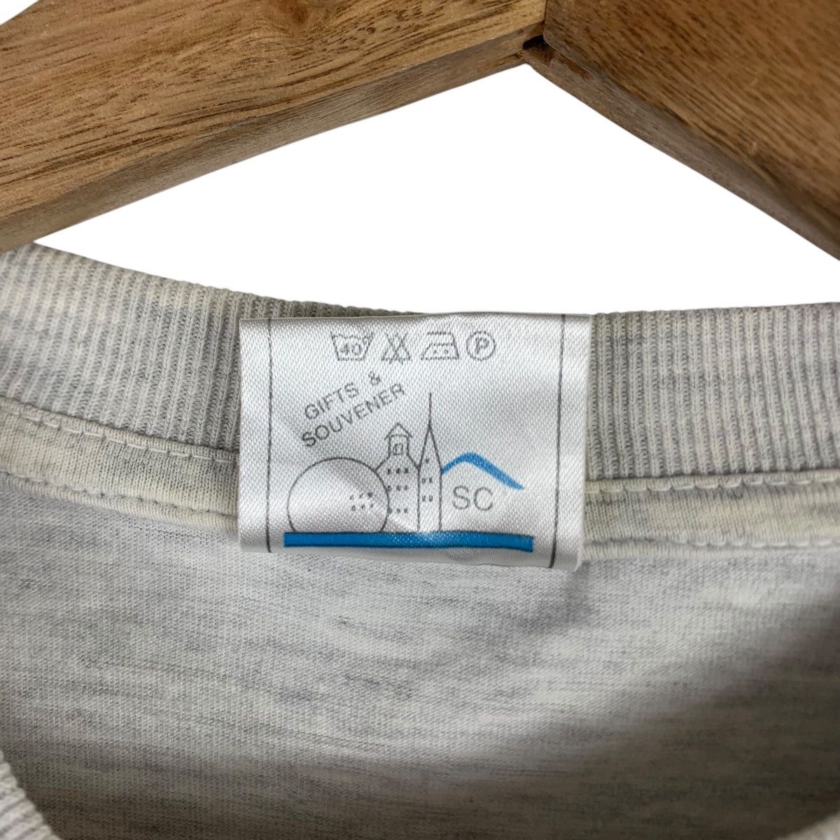 Vintage Vintage 90s Sweden Yachts Short Sleeve Souvenirs Shirt Size US M / EU 48-50 / 2 - 8 Thumbnail