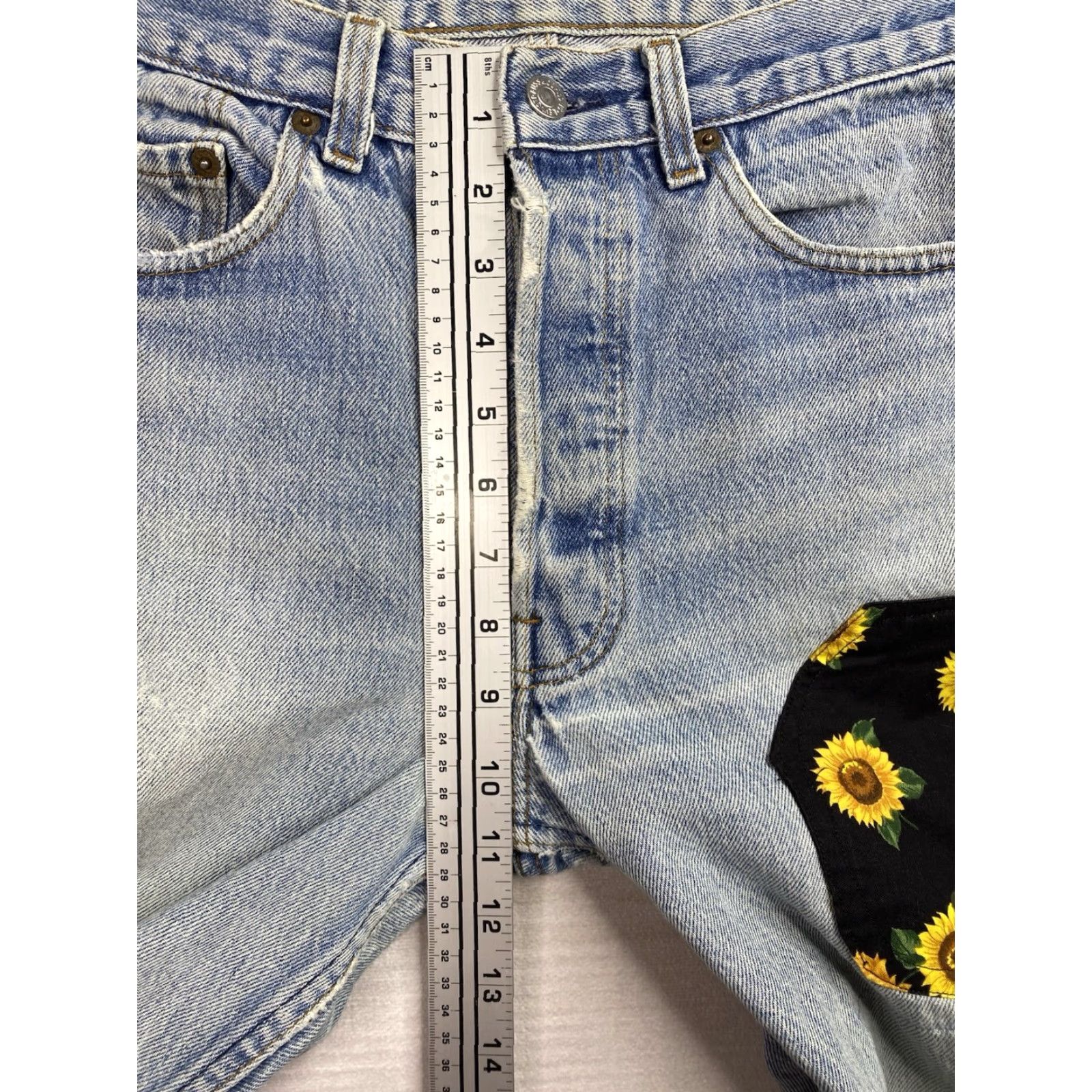 Levi's Levi's Womens 501 Jeans Jeans Boho Patch Upcycled Light Wash 30x30.5 Floral Distressing Buttons Fly Vintage 501 Button Fly Patch Relaxed Jeans 30, XL? Size 40" / US 18 - 3 Thumbnail