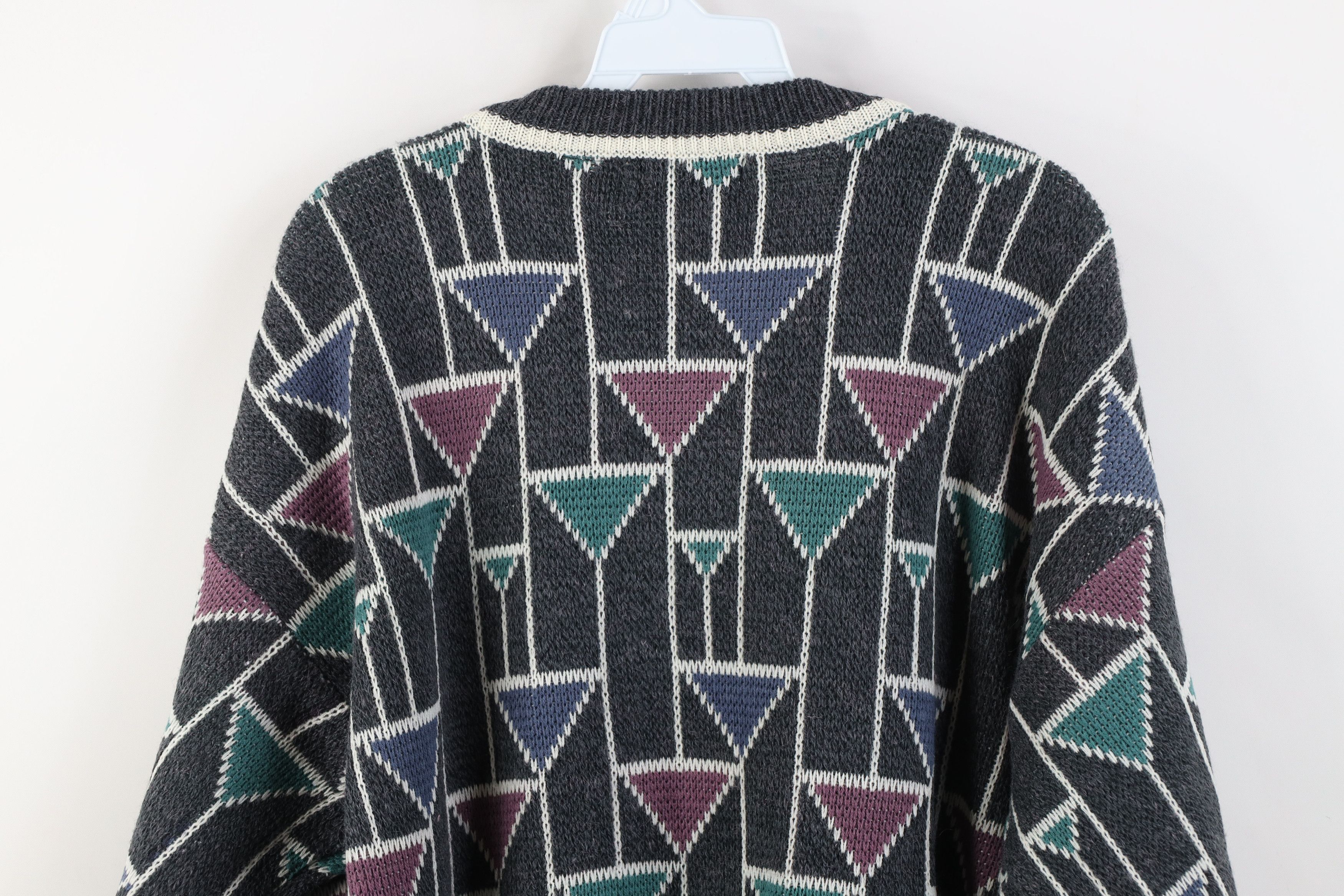 Vintage Vintage 90s Streetwear Triangle Knit Crewneck Sweater Size US L / EU 52-54 / 3 - 9 Thumbnail