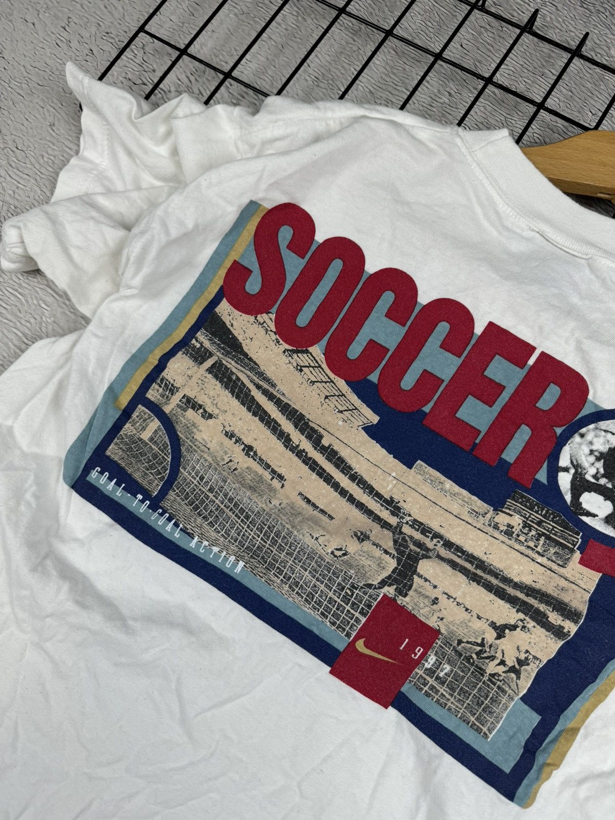 Nike × Vintage Vintage Nike 1997 Soccer Tee big logo y2k M size Size US M / EU 48-50 / 2 - 9 Thumbnail