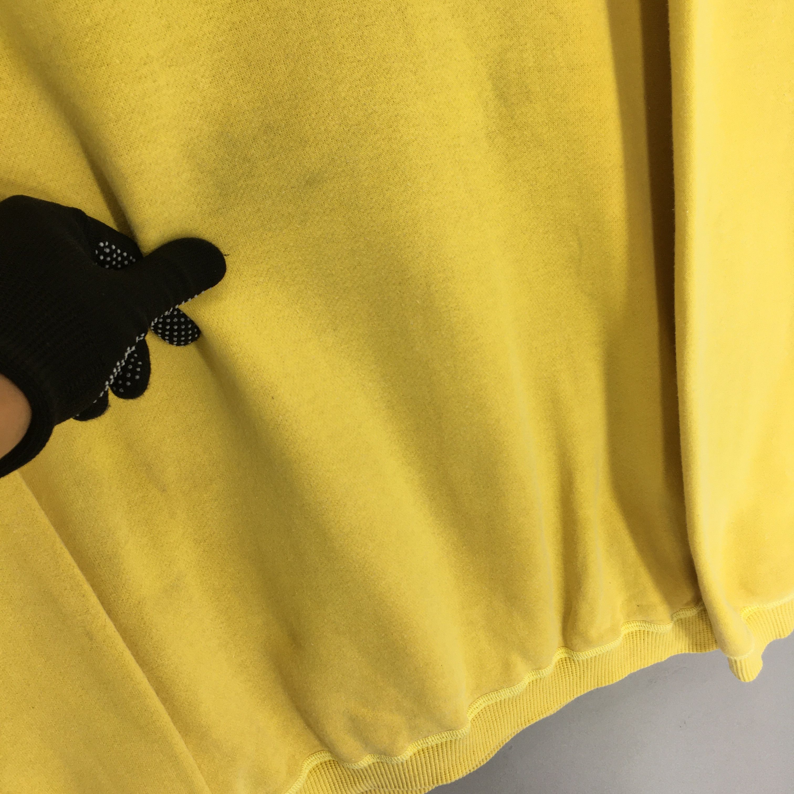 Quiksilver Vintage 90s Quiksilver Skateboarding Yellow Sweatshirt Large Size US L / EU 52-54 / 3 - 4 Thumbnail