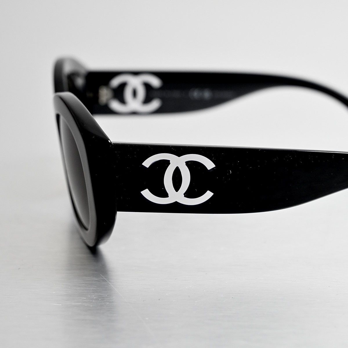 Chanel CHANEL 0CH5528 SUNGLASSES Size ONE SIZE - 3 Thumbnail