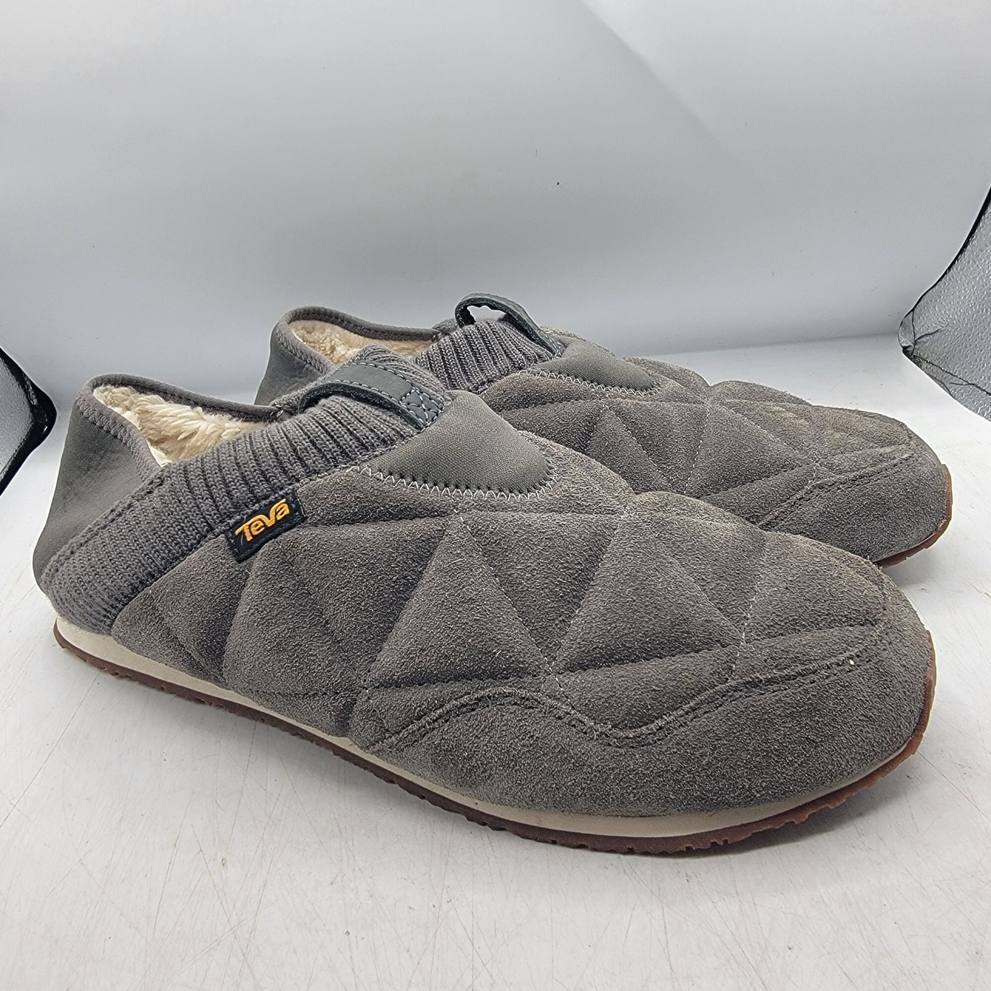 Teva Teva ReEmber Plushed Mens 11 Gray Slipper Shoes Comfort Line Size US 11 / EU 44 - 1 Preview