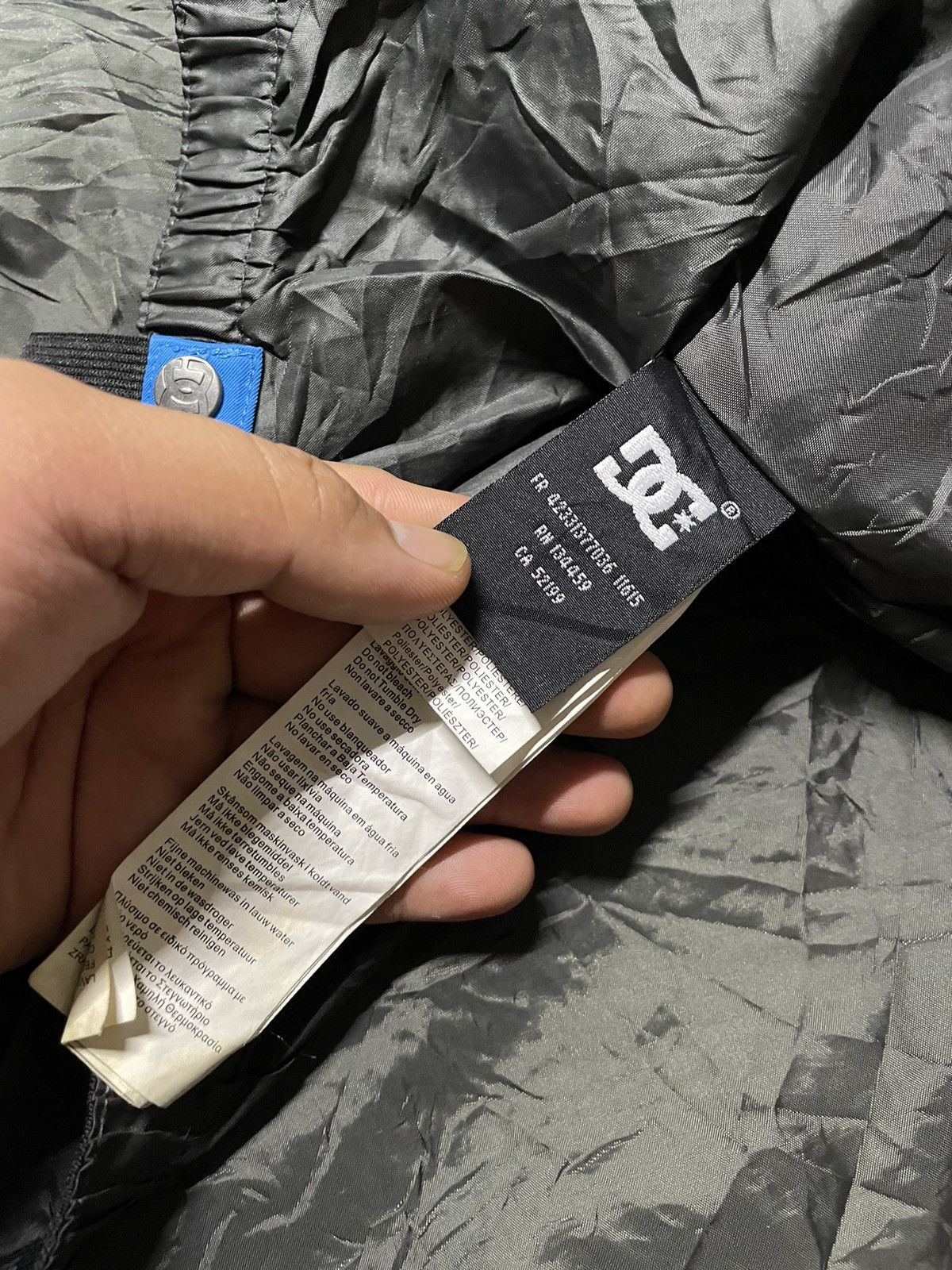 DC DC Outdoor 5000mm waterproof gropcore Windbreaker Jaket Size US L / EU 52-54 / 3 - 8 Thumbnail