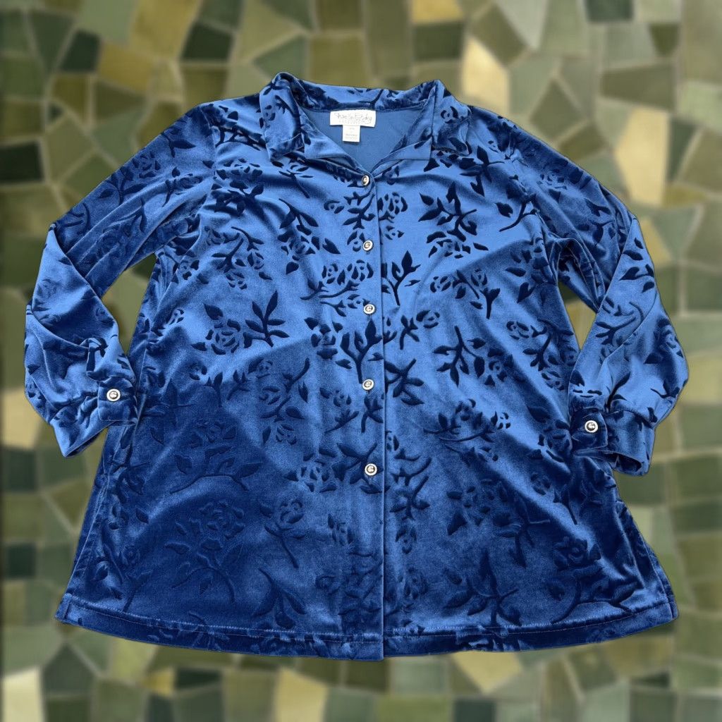 Diane von Furstenberg VINTAGE Diane von Furstenberg Shirt Womens L Blue Velvet Burnout Floral Made in USA Size L / US 10 / IT 46 - 1 Thumbnail