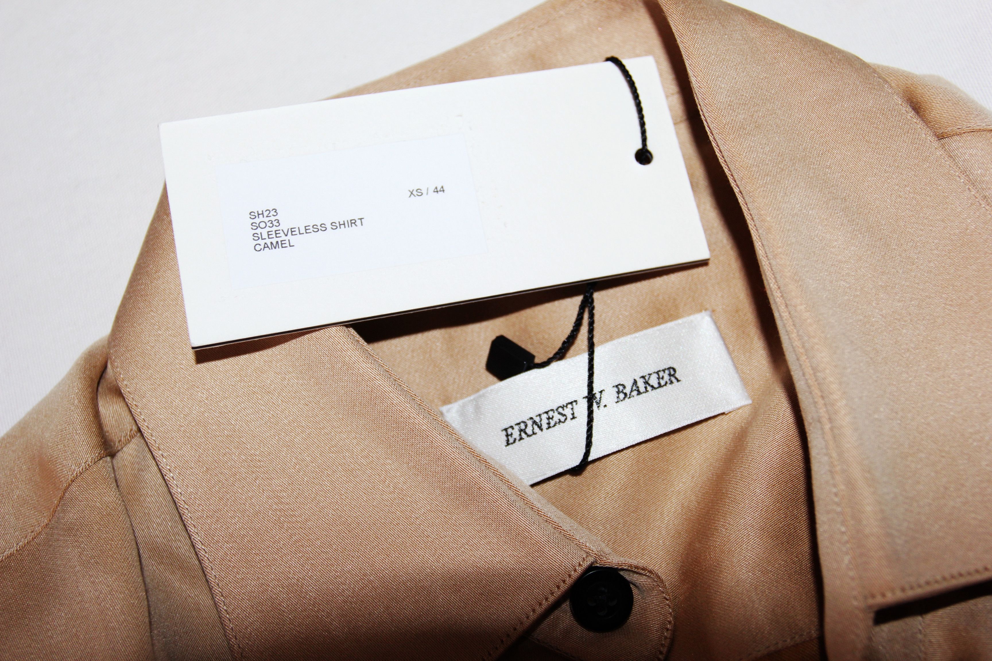 Ernest W. Baker BNWT SS23 ERNEST W. BAKER SLEEVELESS SHIRT 44 Size US S / EU 44-46 / 1 - 8 Thumbnail