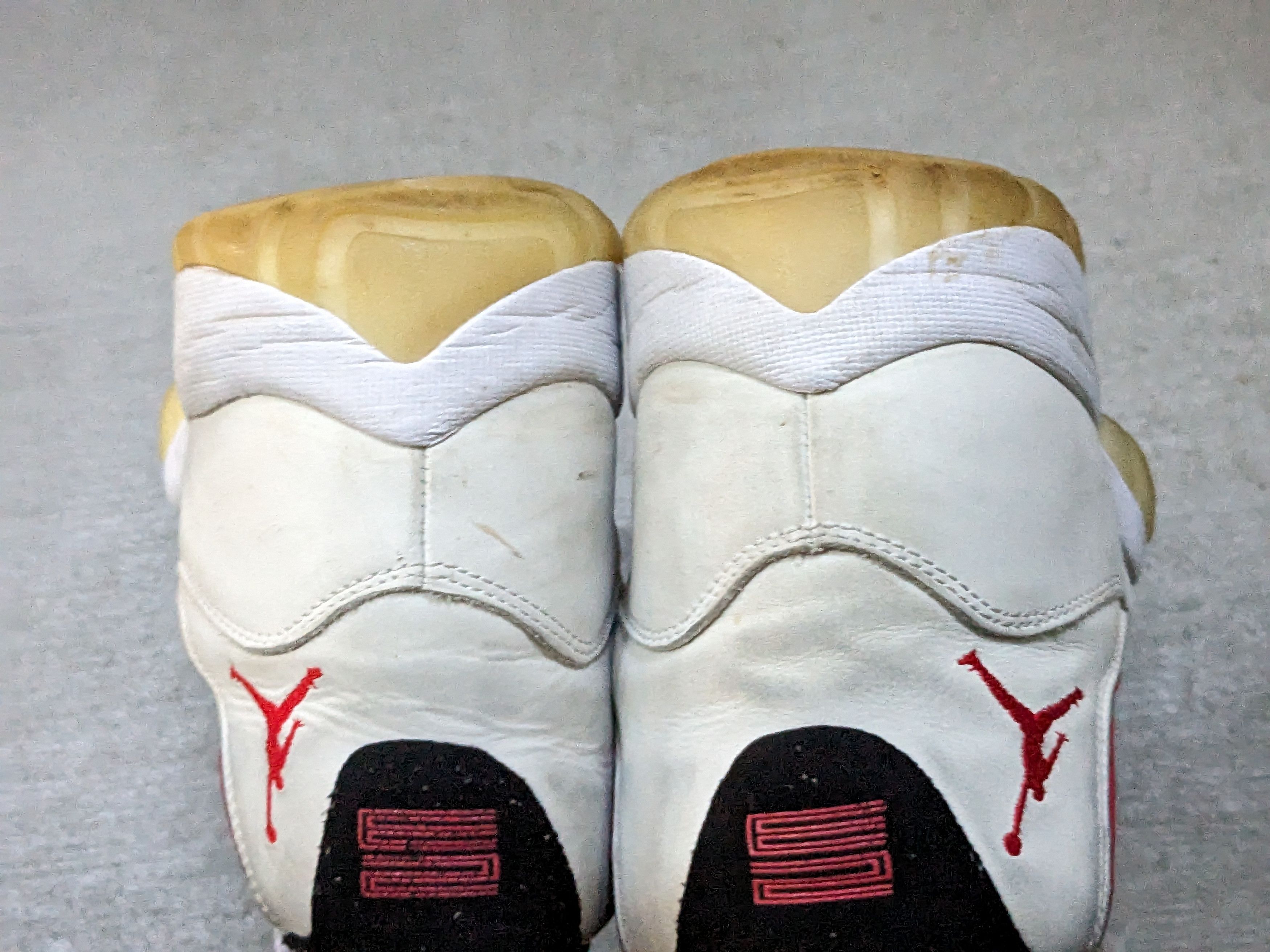 Jordan Brand Nike Air Jordan 11 Platinum Tint Size 11.5 White 378037-016 Size US 11.5 / EU 44-45 - 12 Thumbnail