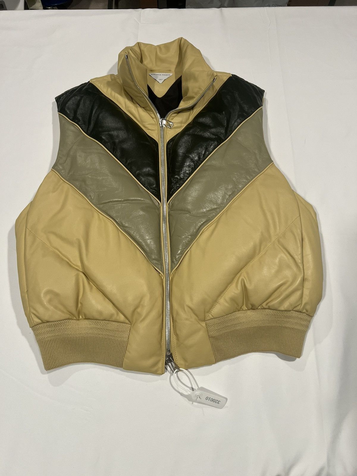 Bottega Veneta Bottega Veneta men’s down leather vest.XL.$4500 Size US XL / EU 56 / 4 - 6 Thumbnail