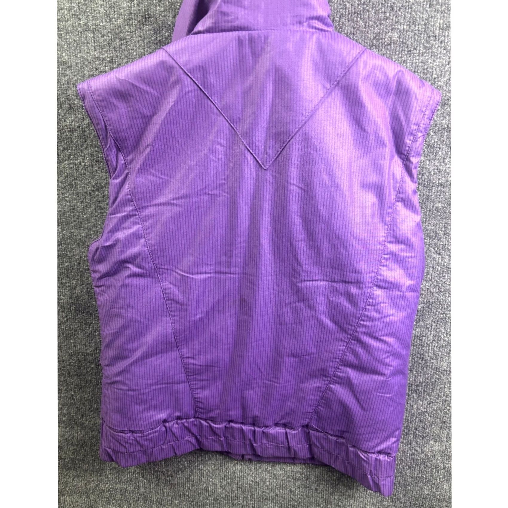 Vintage VINTAGE Nils Puffer Vest Women 8 Purple Striped Ski Insulated Quilt Lined Short Snap Zip Womens Size M / US 6-8 / IT 42-44 - 6 Thumbnail