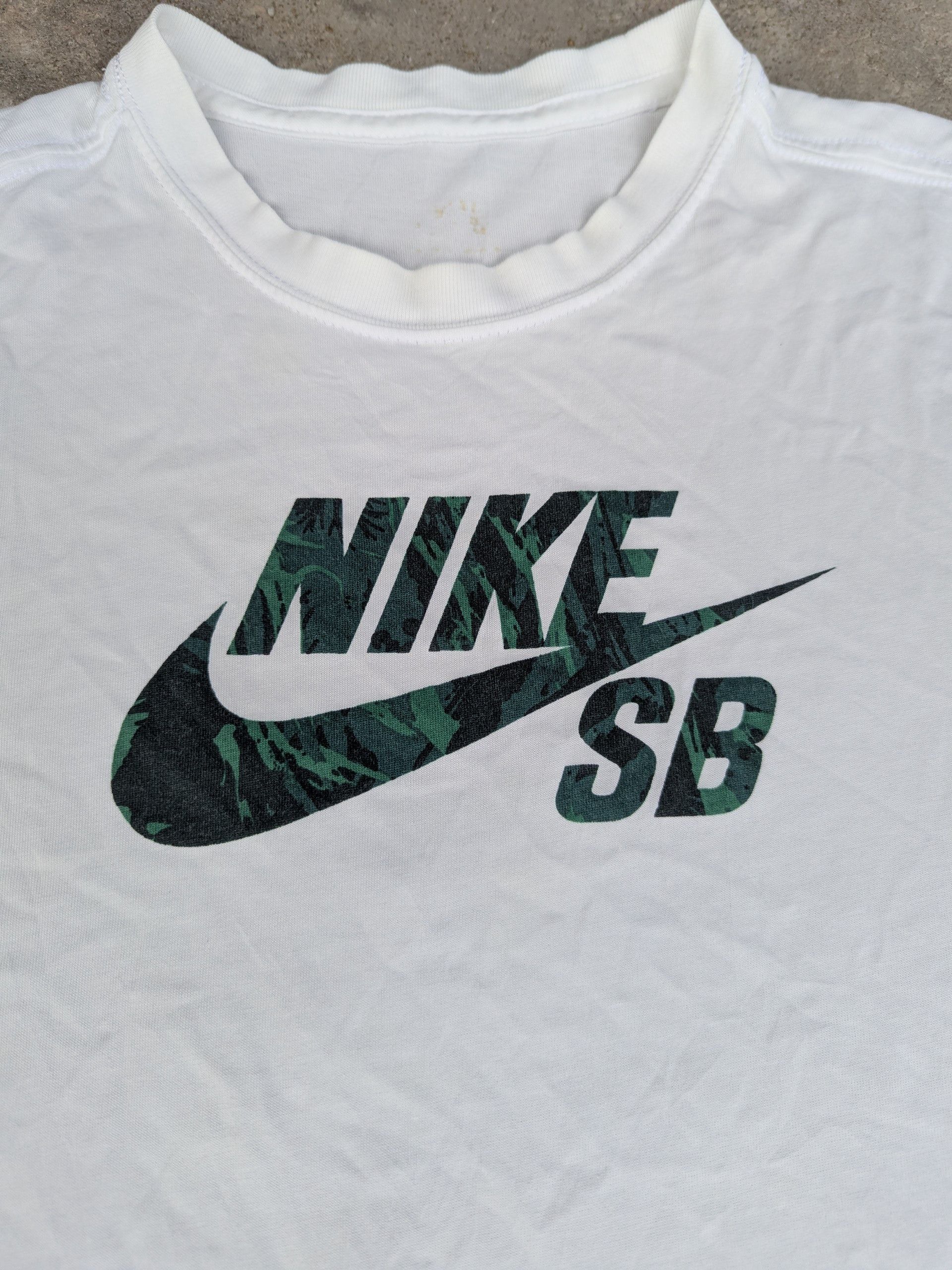 Nike Vintage Nike SB Skateboarding Beaverton Oregon USA Size US S / EU 44-46 / 1 - 4 Thumbnail