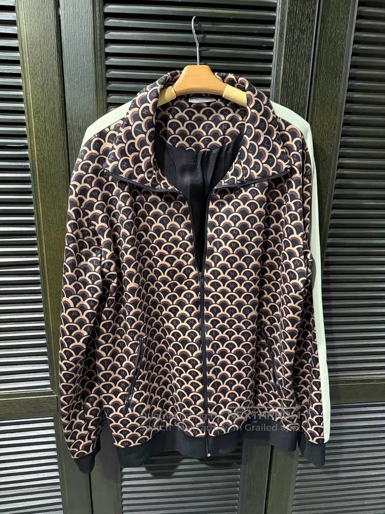 Valentino Valentino Men's casual clothing Size US XL / EU 56 / 4 - 1 Thumbnail