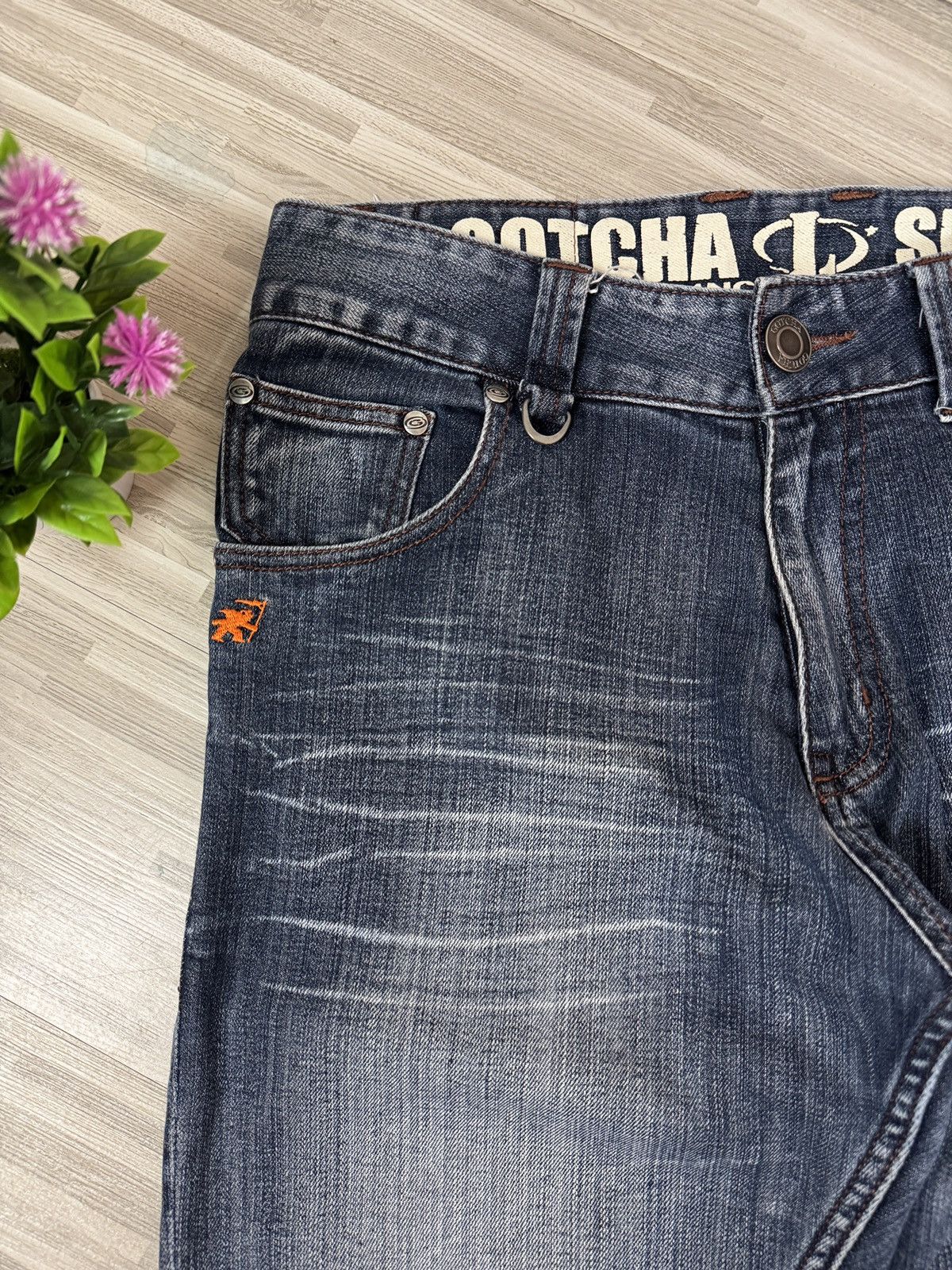 Gotcha × Vintage Vintage Gotcha Biglogo Distressed Denim Jeans Size US 32 / EU 48 - 4 Thumbnail