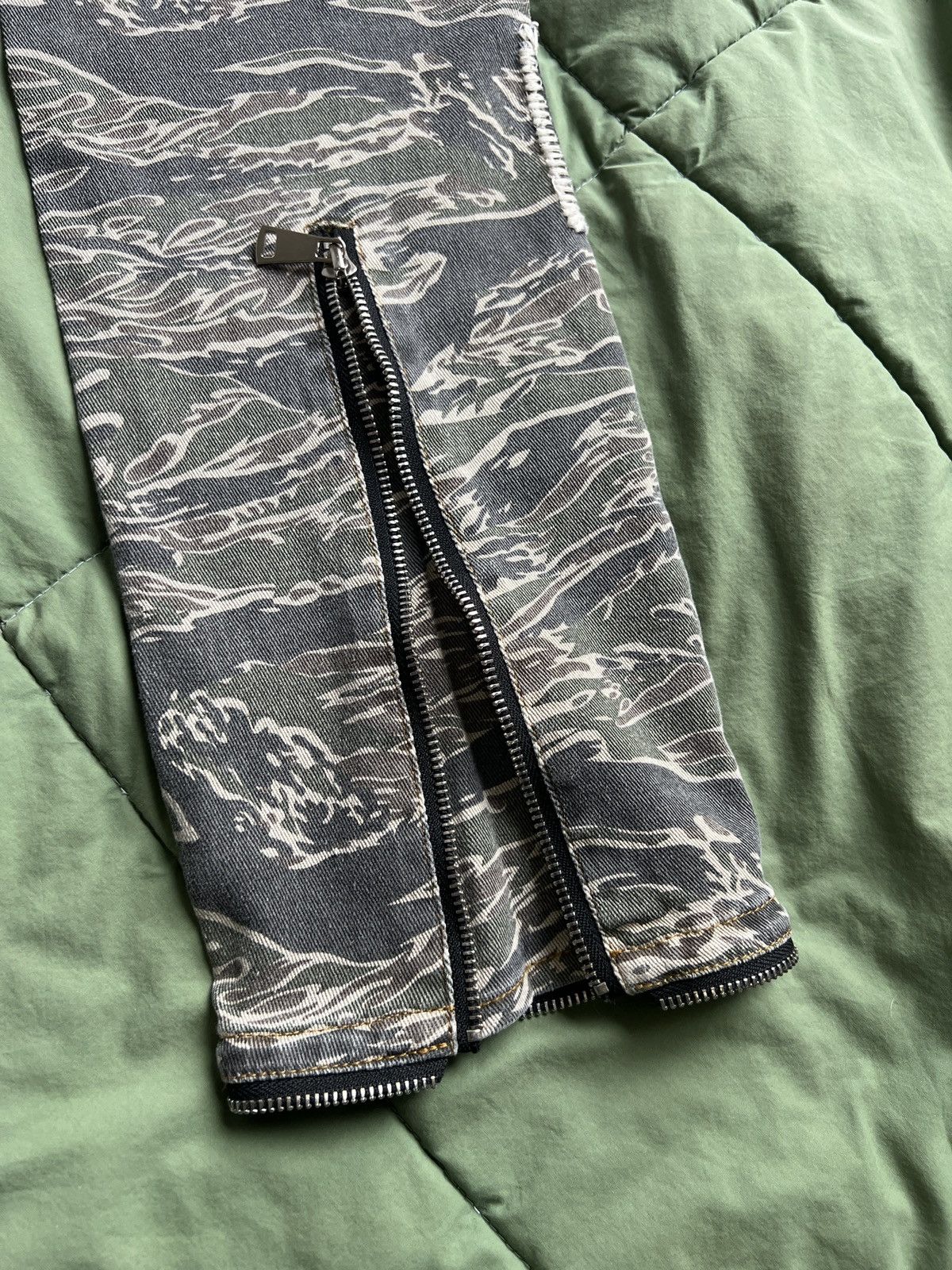 Missing Since Thursday Missing Since Thursday Tiger Camo Cargo Pants Size US 34 / EU 50 - 5 Thumbnail