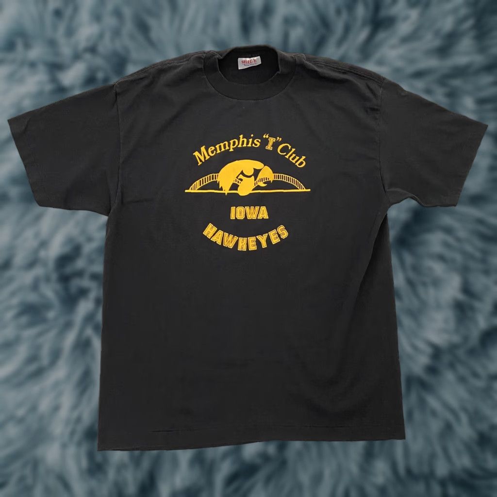 TEE JAYS VINTAGE Iowa Hawkeyes Shirt Adult Extra Large Black Crew Neck Short Sleeve Mens Size US XL / EU 56 / 4 - 1 Thumbnail