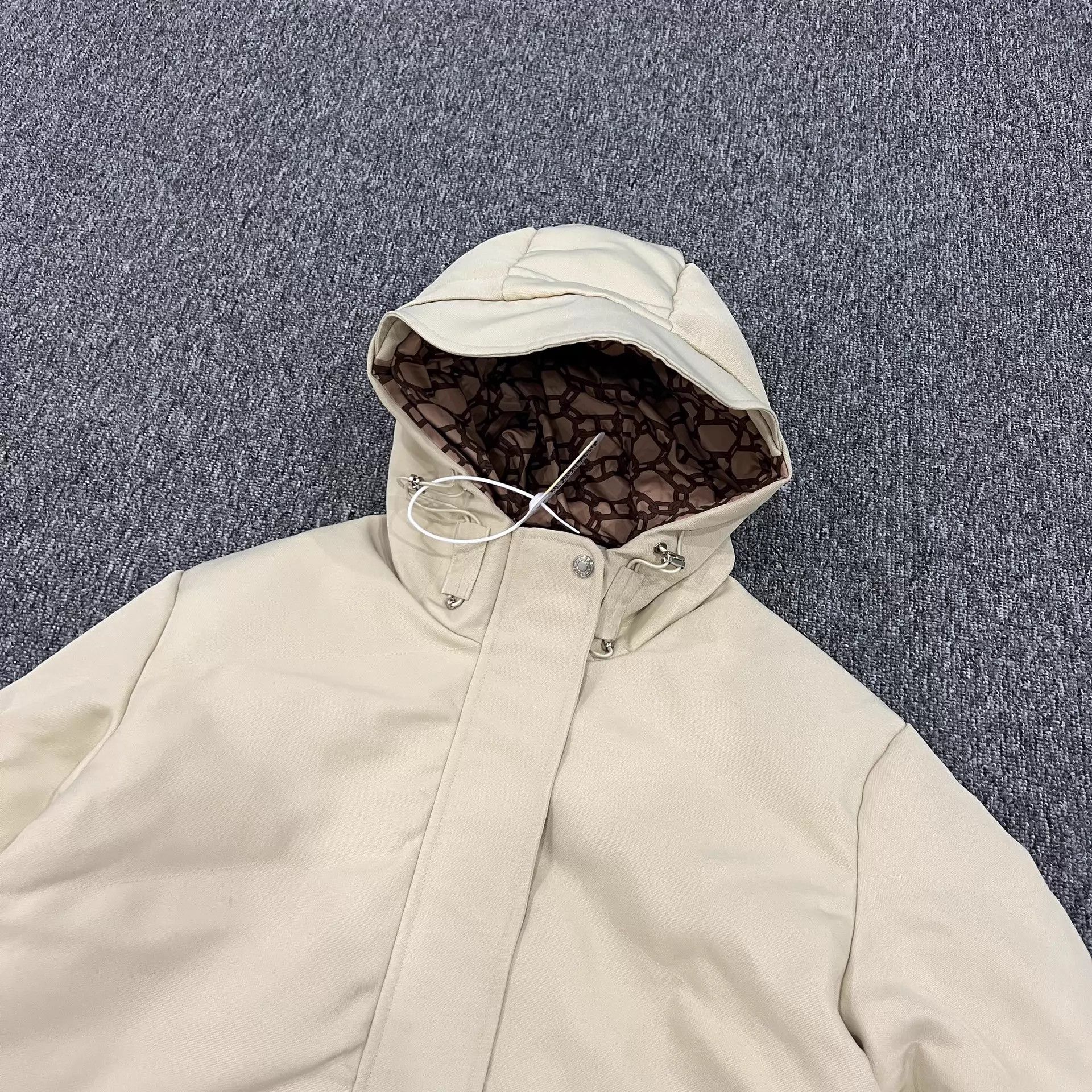 Hermes Hermes Beige Hooded Puffer Jacket Interior Print 38 99 New Size S / US 4 / IT 40 - 3 Thumbnail