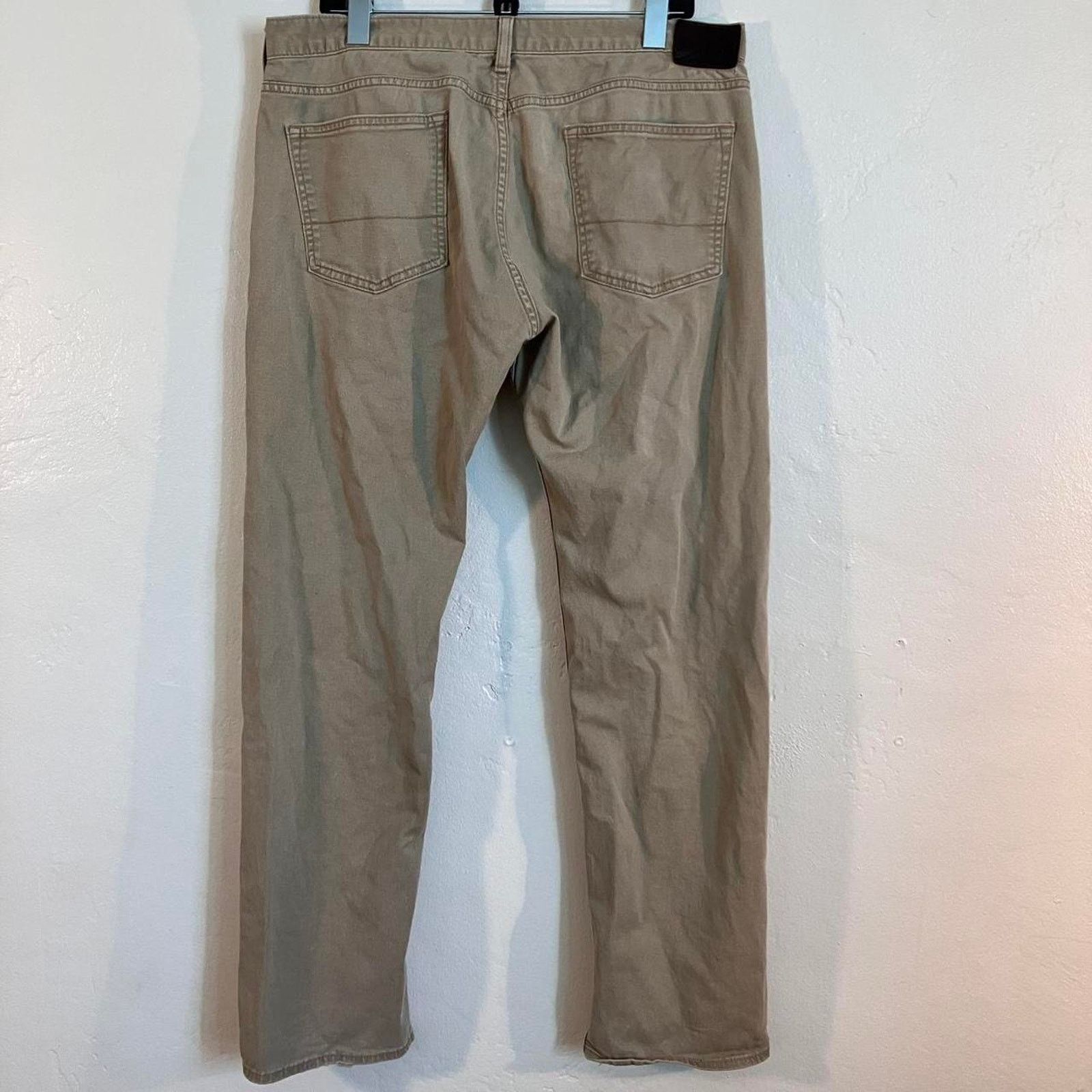 Dockers Dockers Straight Fit Tan Distressed Chino Pants Size US 36 / EU 52 - 4 Thumbnail