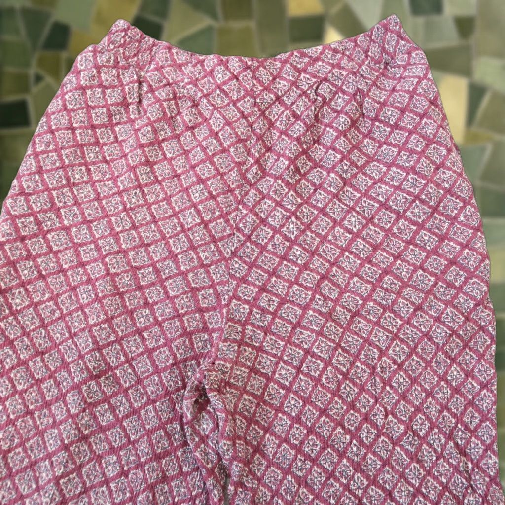 Vintage VINTAGE Norton McNaughton Burgundy Red and Cream Print Straight Leg Pants 14P 1990s Petites Hippy Casual Womens Size 36" / US 14 / IT 50 - 1 Thumbnail