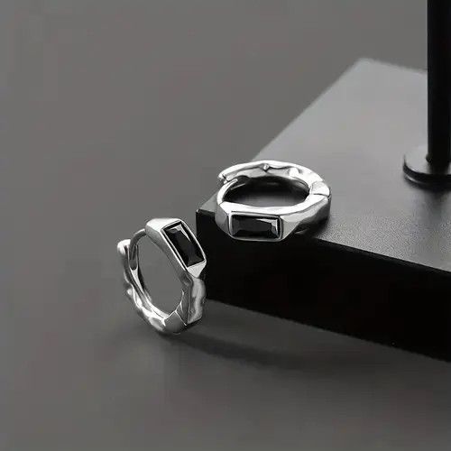 Japanese Brand Vintage Pair Men's Fashion Trendy Earrings Size ONE SIZE - 3 Thumbnail