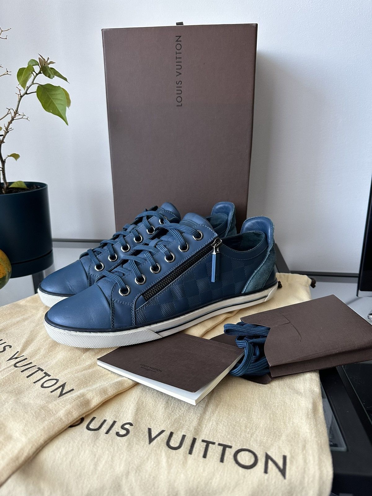 Louis Vuitton Louis Vuitton Damier Aventure Zip-up sneakers blue Size US 7 / EU 40 - 2 Thumbnail