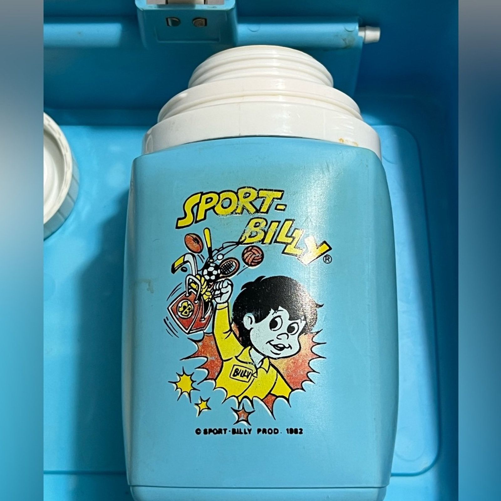 Vintage Vintage Sport Billy Plastic Lunch Box w/ Thermos - 1982 Peyo Size ONE SIZE - 4 Thumbnail
