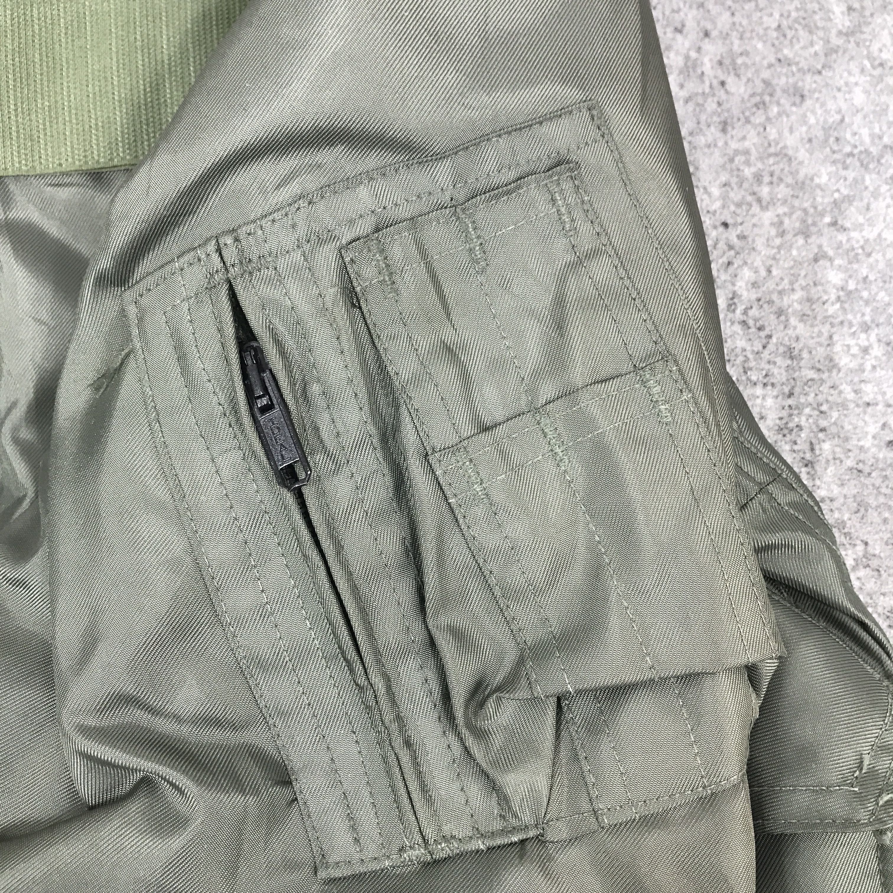 Alpha Industries Vinatge Alpha Imdustries Bomber Jacket K71B26 Size US M / EU 48-50 / 2 - 9 Thumbnail