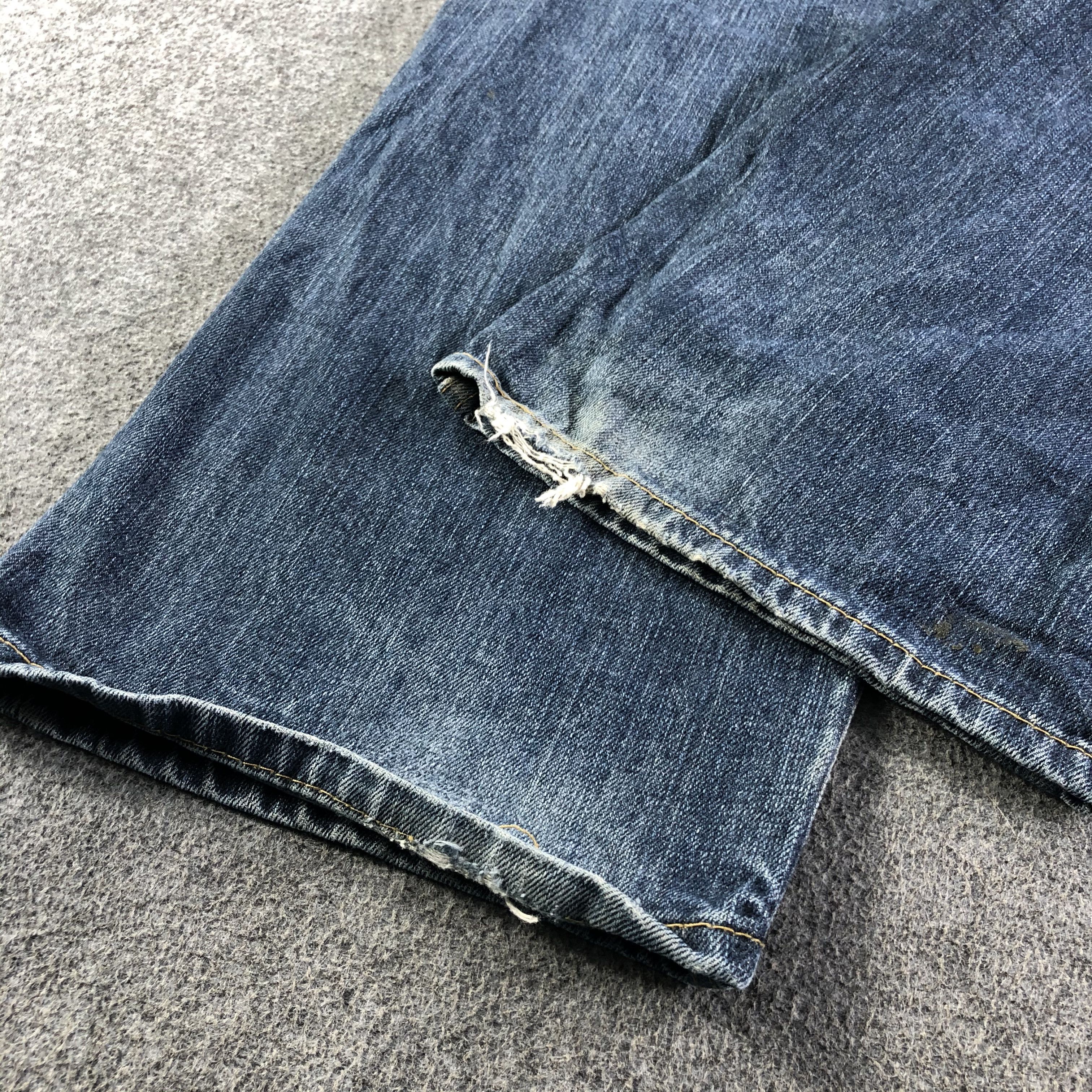 Levi's Vintage Blue Wash Levis 559 Jeans-J4104 Size US 39 - 6 Thumbnail