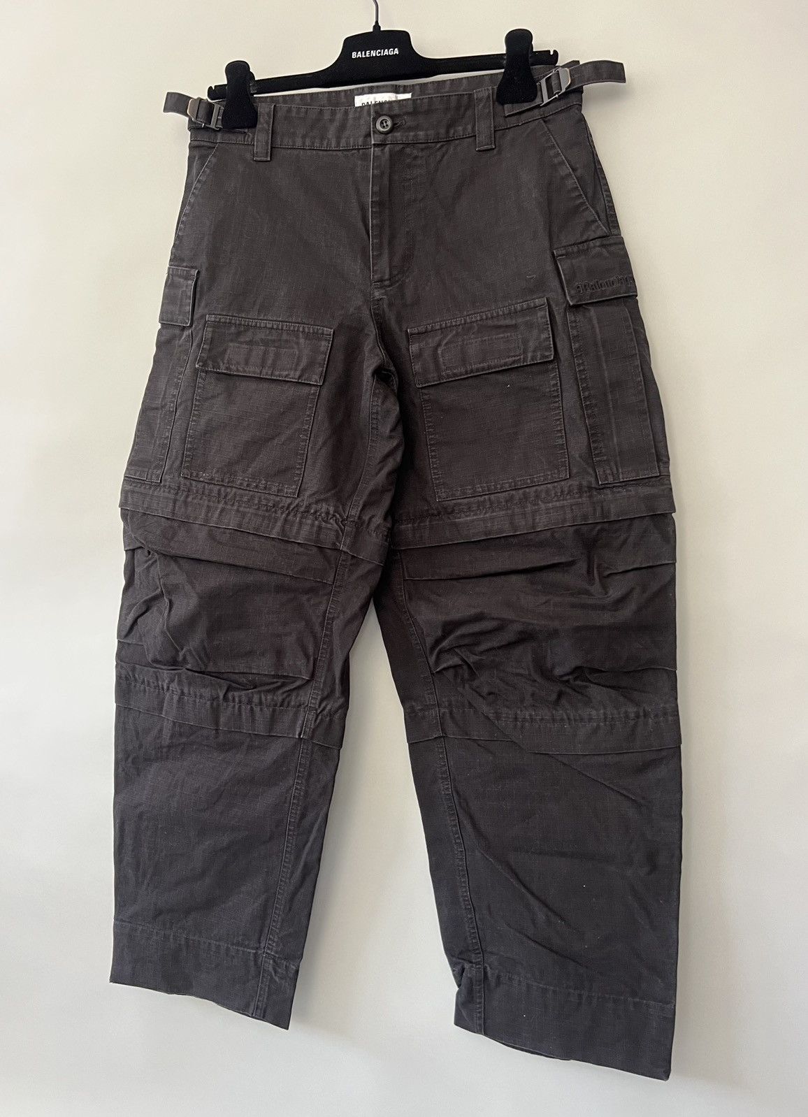 Balenciaga Balenciaga Baggy Cargo Pants Size US 30 / EU 46 - 3 Thumbnail