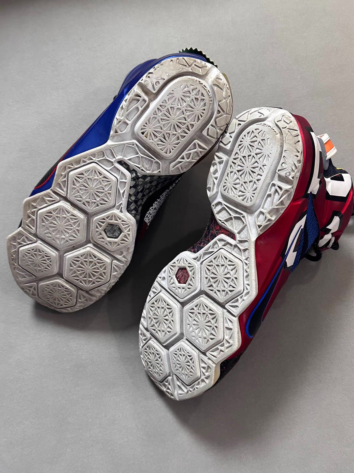 Nike Nike LeBron 12 What The Lebron Color-blocked desig Ｑ20 Size US 7.5 / EU 40-41 - 4 Thumbnail