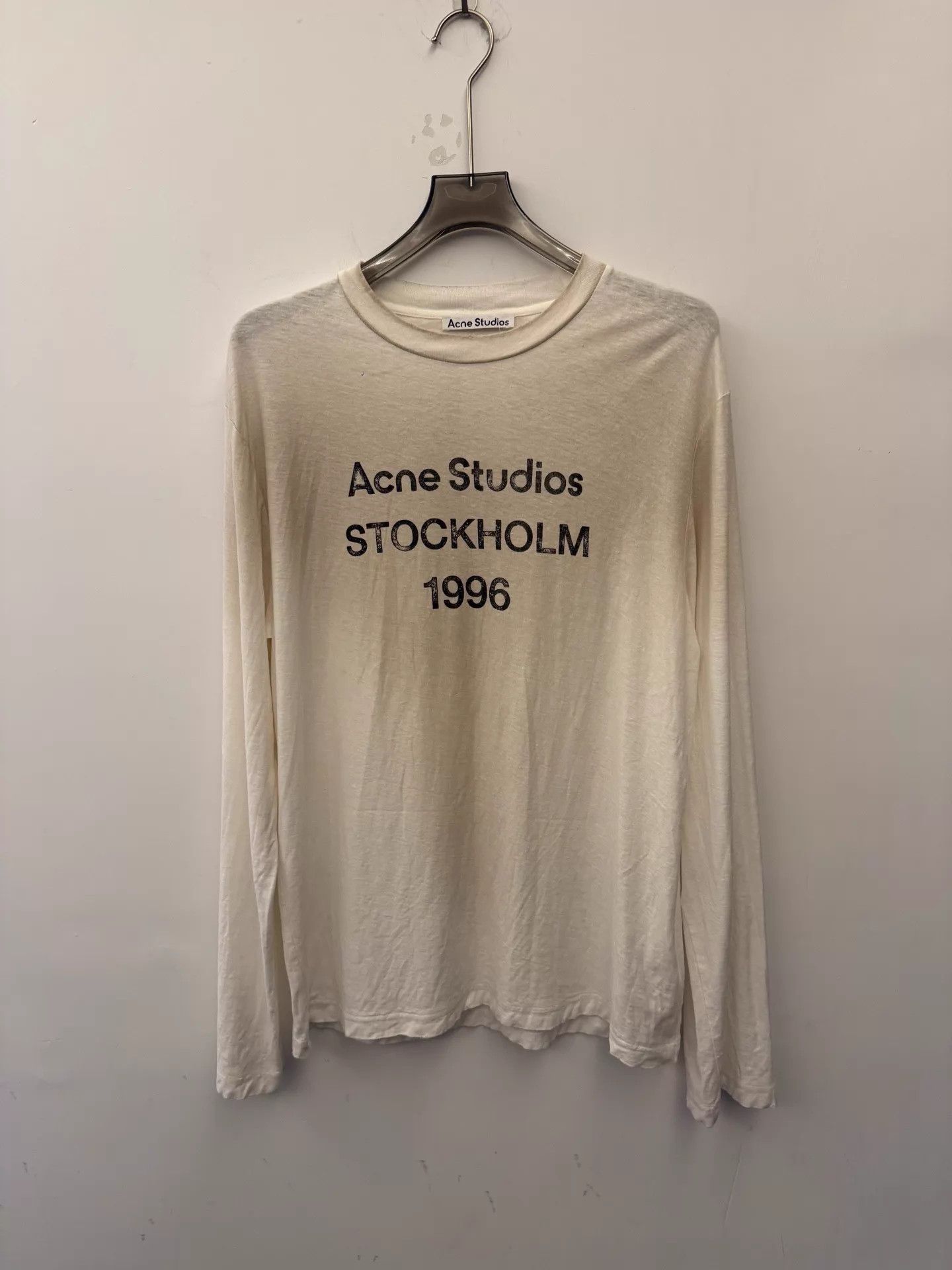 Acne Studios Acne ’96 SS23 Distressed Logo Crewneck LS White T-shirt S Size US S / EU 44-46 / 1 - 1 Thumbnail