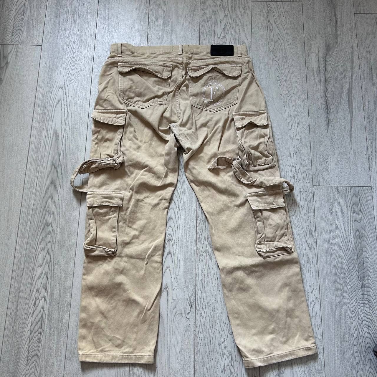 Other Men's beige multi-pocket cargo pants, size XXL W36 L36 Size US 36 / EU 52 - 5 Thumbnail