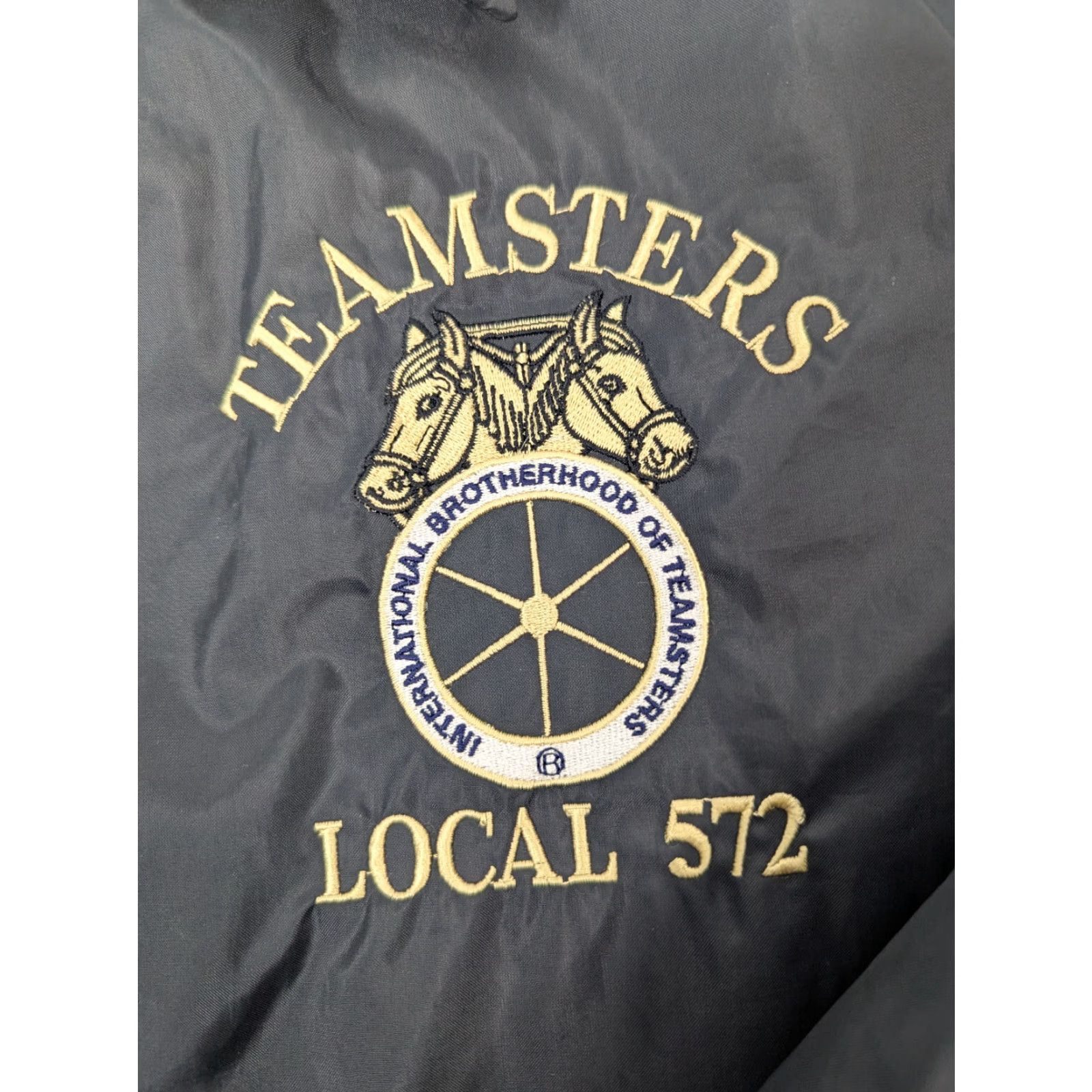 Vintage VINTAGE Teamsters Union Local 572 Black Windbreaker Jacket Windjammer Nylon L Size US L / EU 52-54 / 3 - 2 Thumbnail