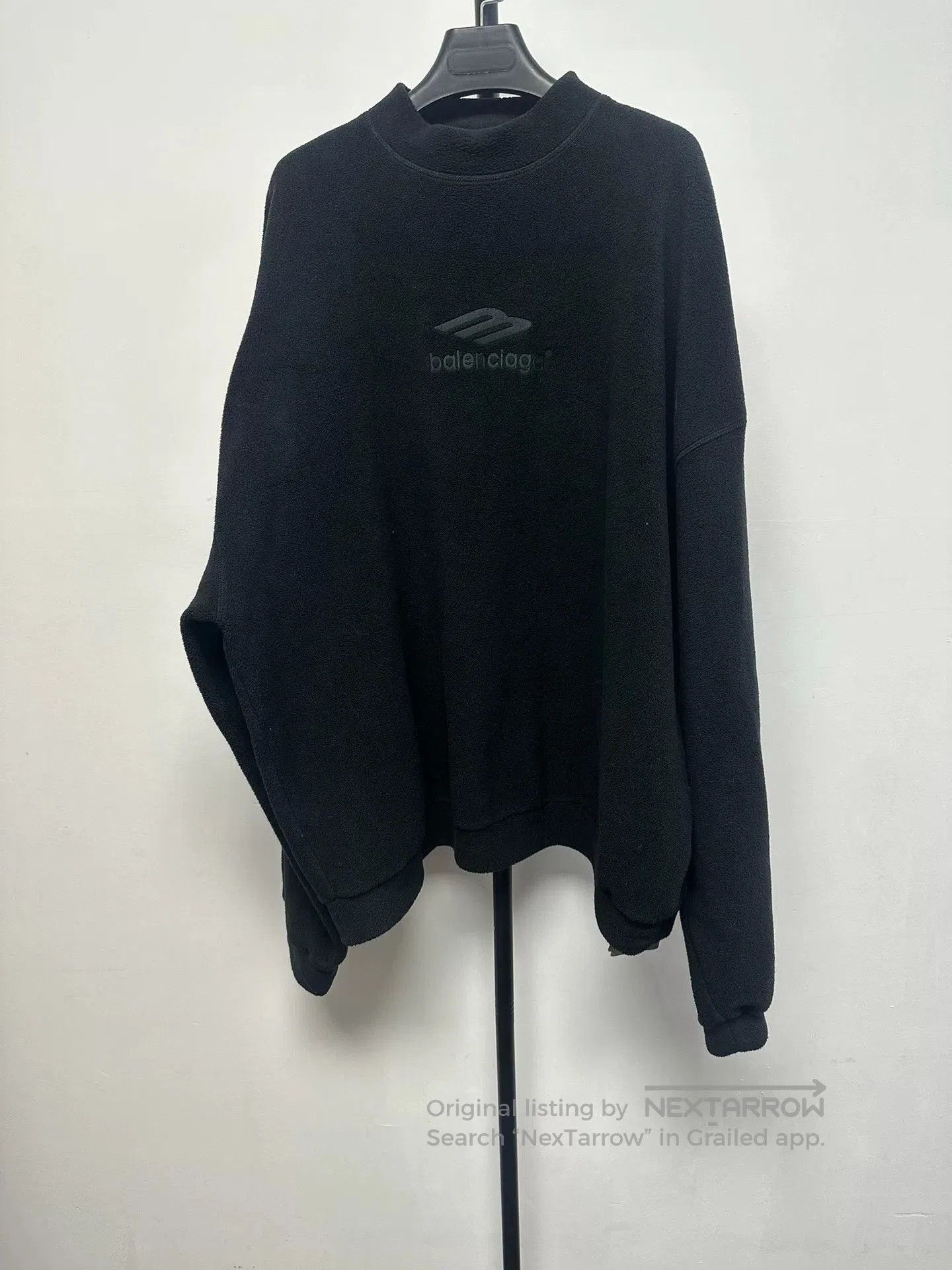 Balenciaga Balenciaga Printed Crewneck Long-Sleeve Sweatshirt. Size US M / EU 48-50 / 2 - 1 Thumbnail